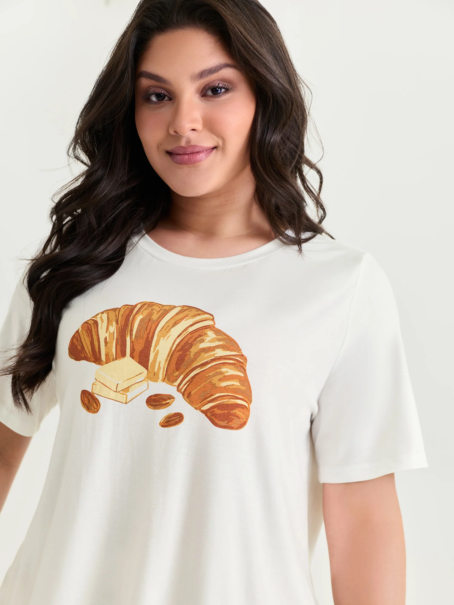 Supersoft Butter Croissant Print Lounge Set - Image 3