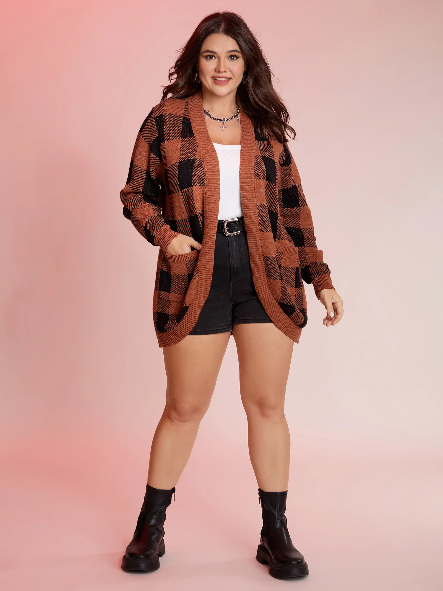 Supersoft Check Pattern Curvy Hem Pockets Cardigan - Image 3
