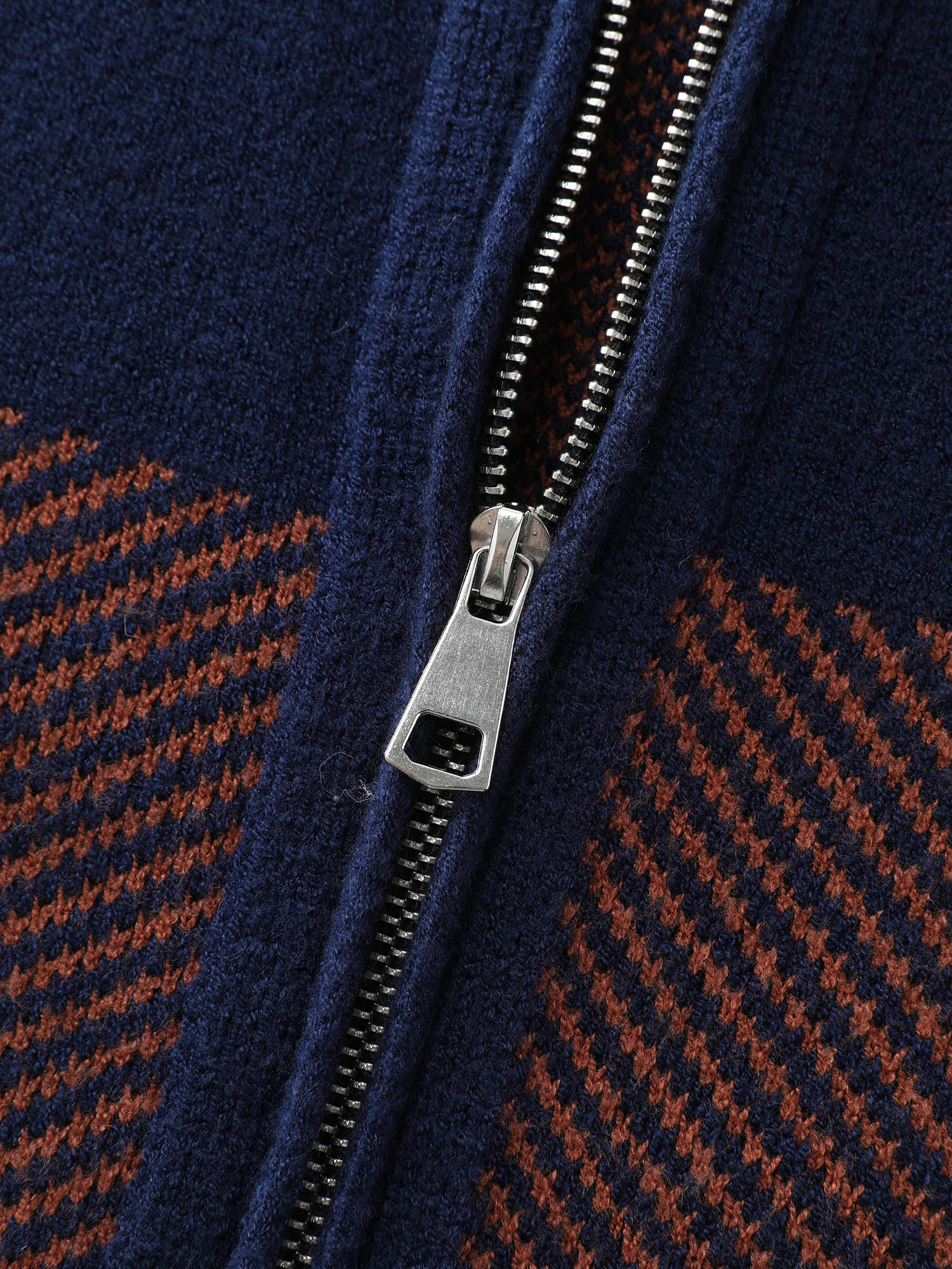 Supersoft Checkered Pattern Zip Knit Cardigan - Image 6