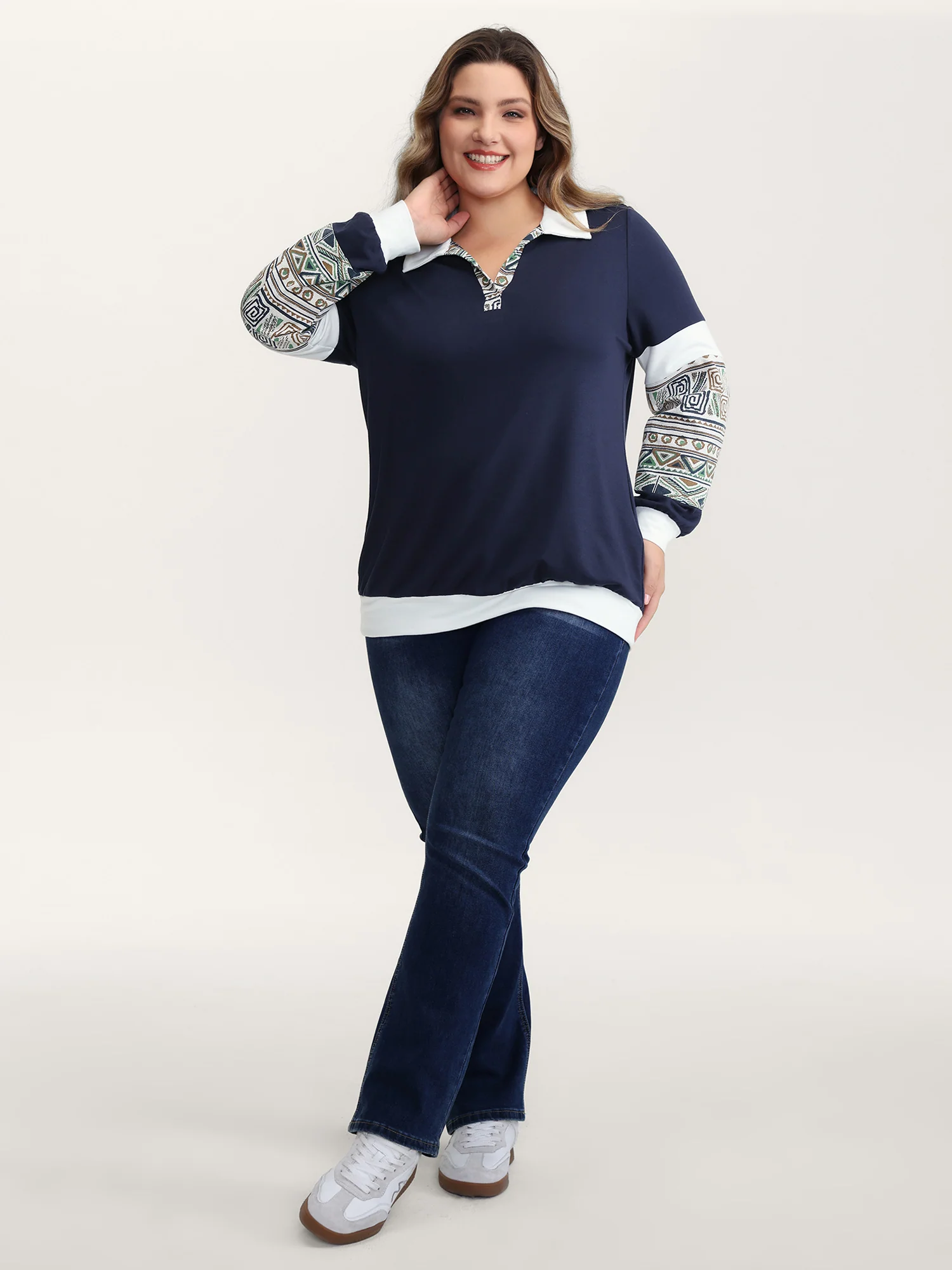 Supersoft Color Contrast Collar Sweatshirt - Image 3