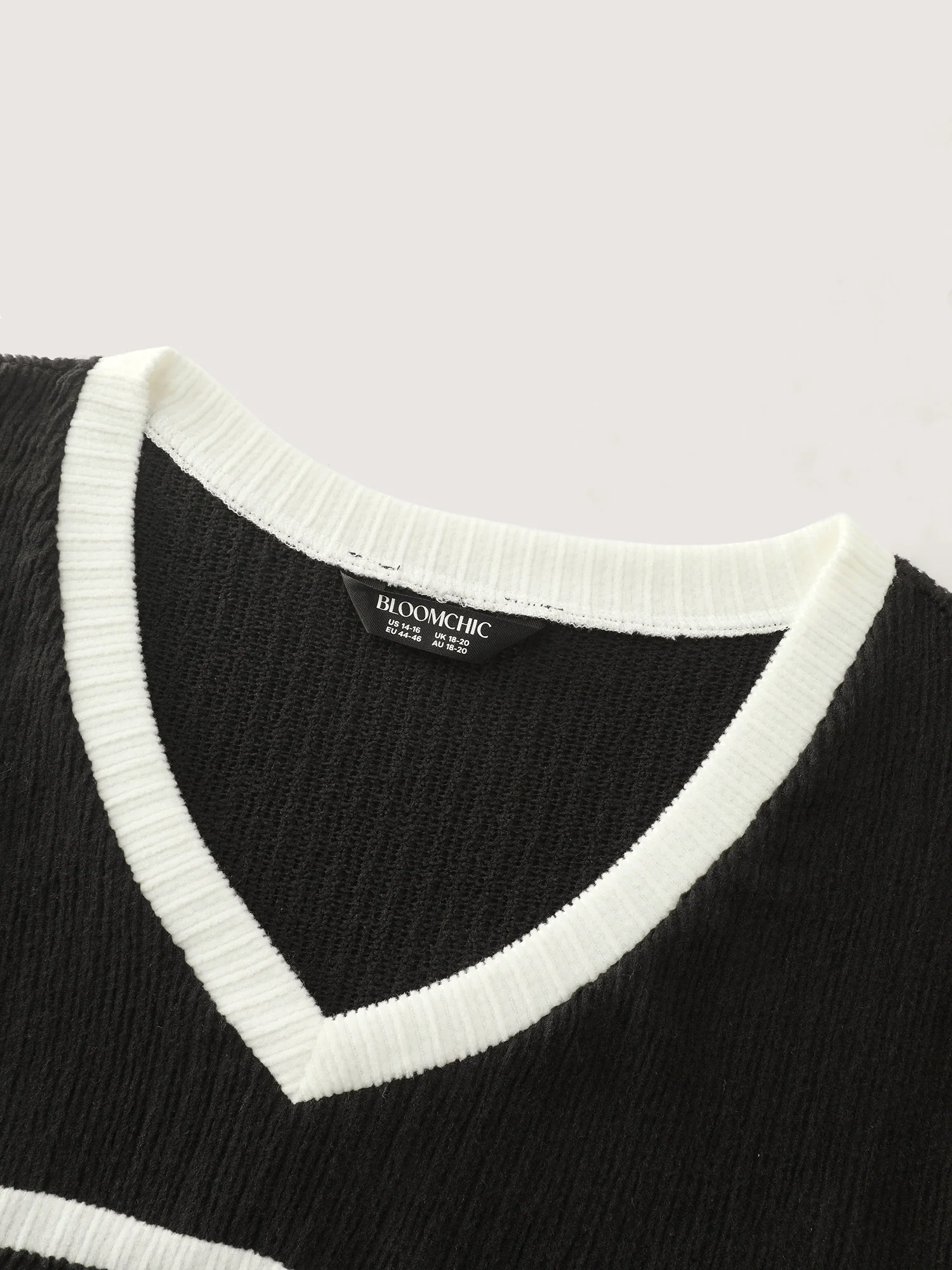 Supersoft Colorblock Textured Sweatshirt - Image 5