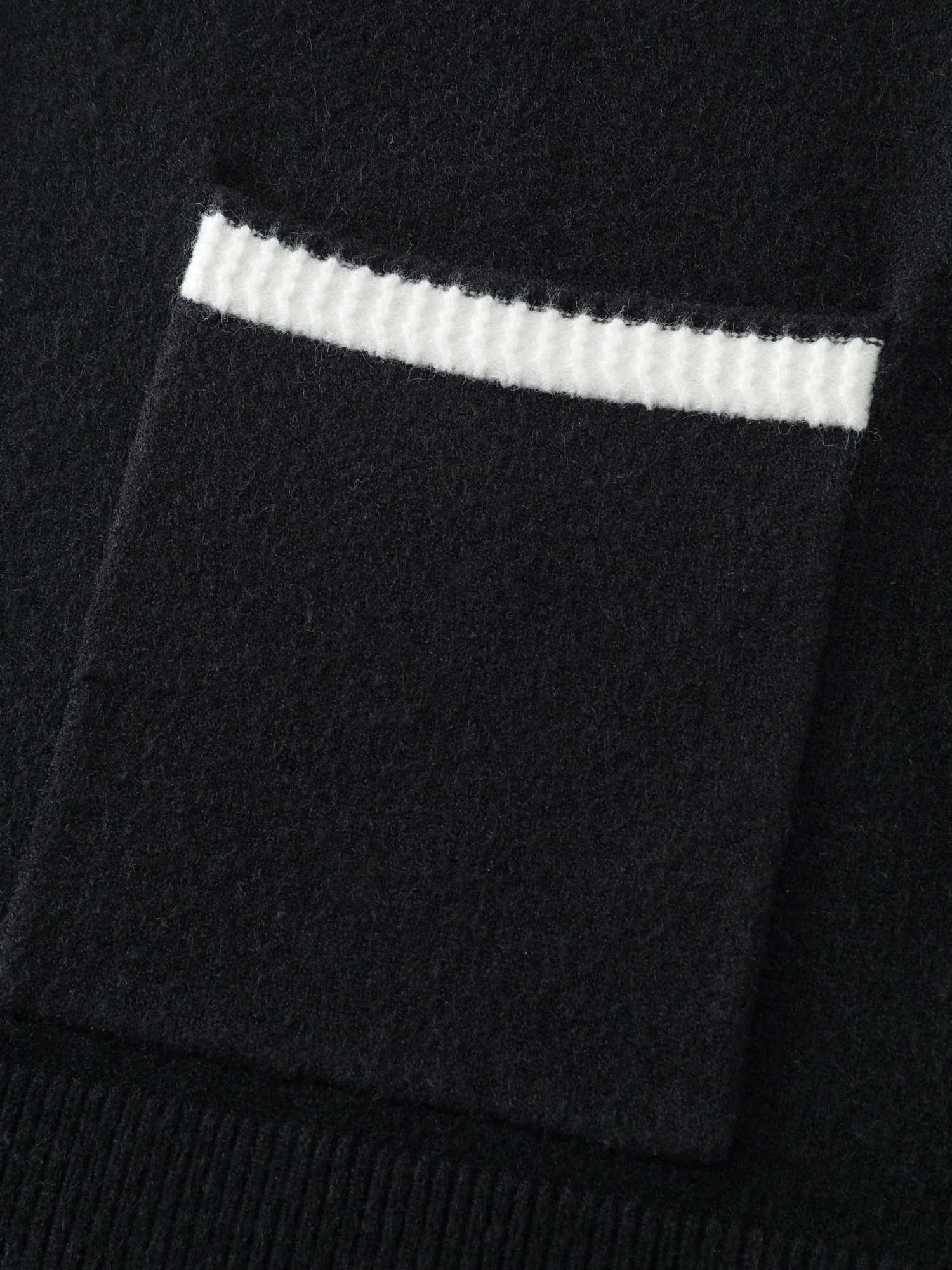 Supersoft Contrast Trim Pocketed Cardigan - Image 8