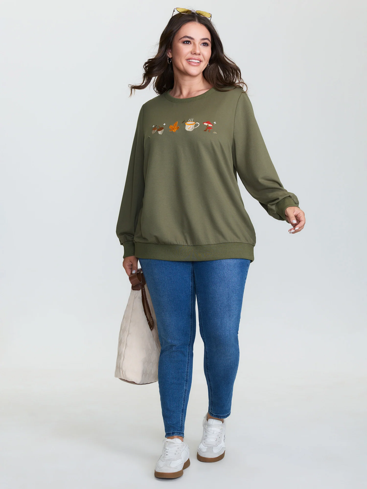 Supersoft Cozy Embroidery Sweatshirt - Image 3
