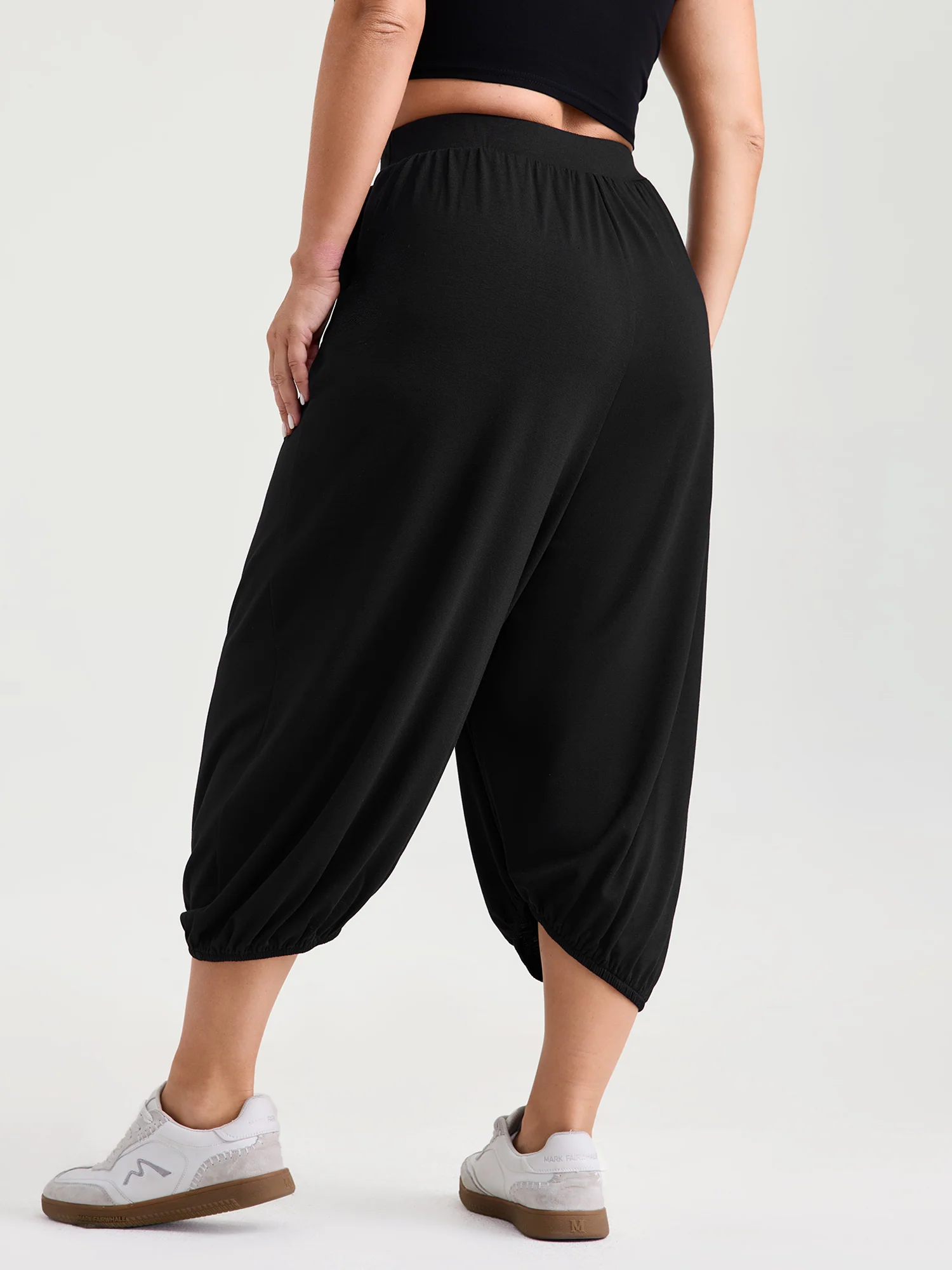 Supersoft Cropped Jogger Pants - Image 5