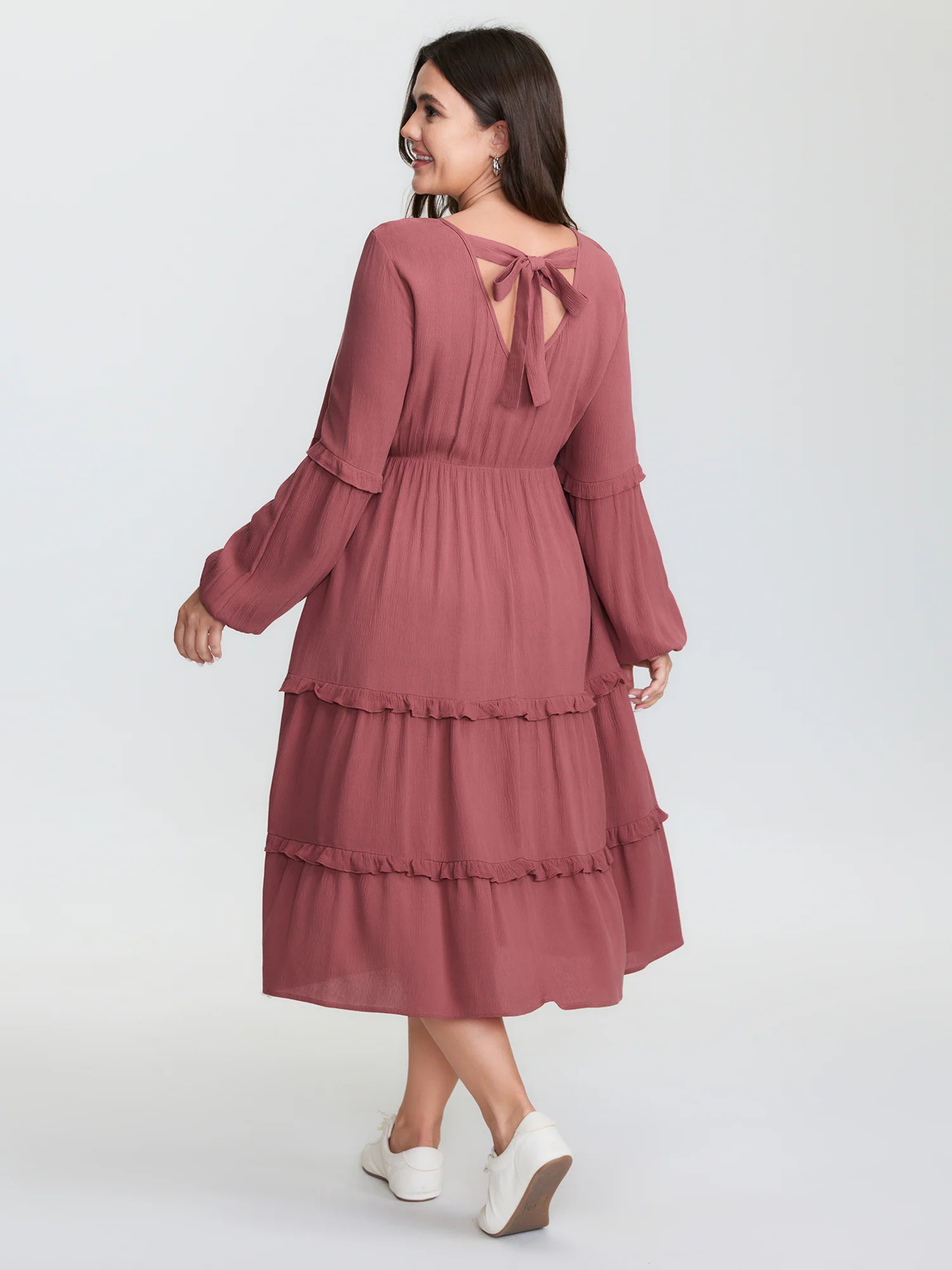 Supersoft Cut-Out Back Ruffled Midi Dress - Image 5