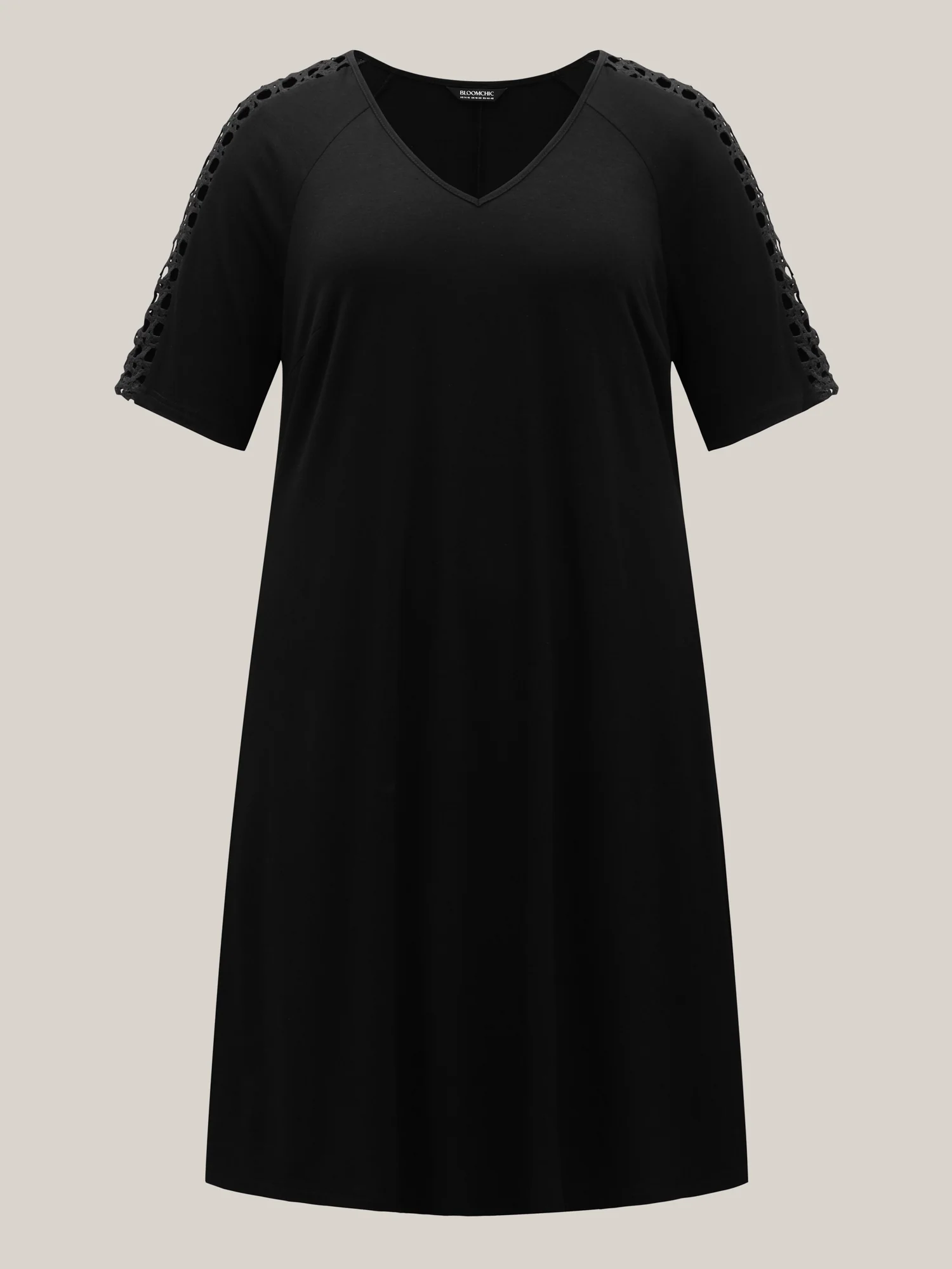 Supersoft Cut-Out Sleeve Midi Dress - Image 7