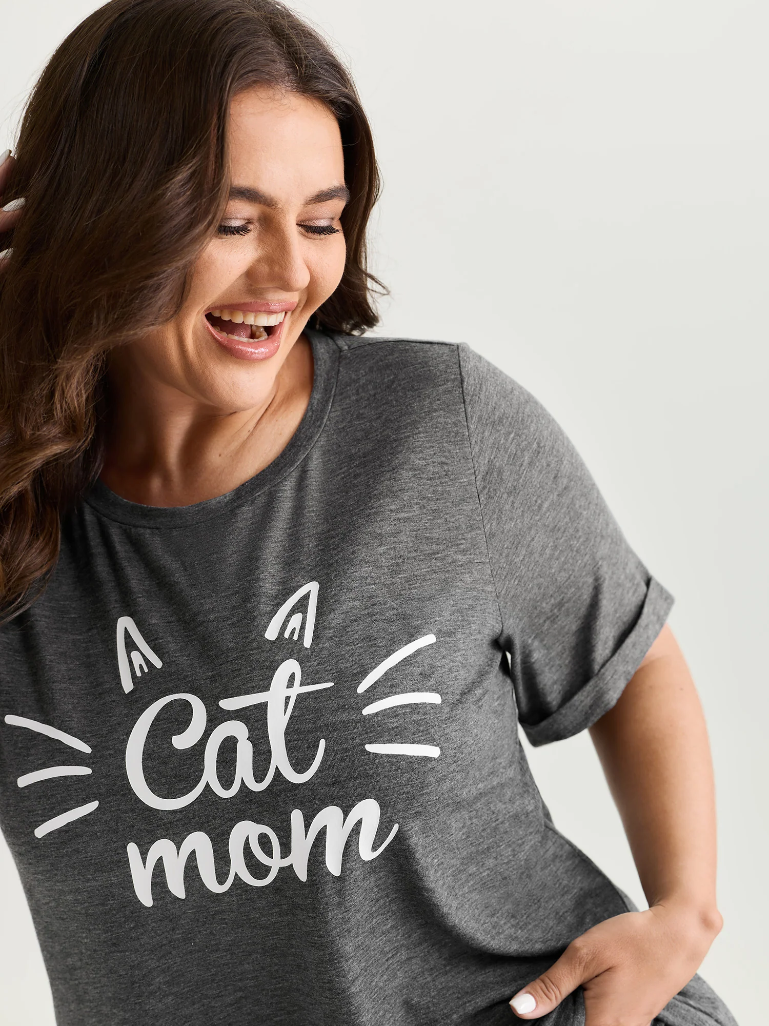 Supersoft Cute Cat Mom Round Neck T-Shirt - Image 2