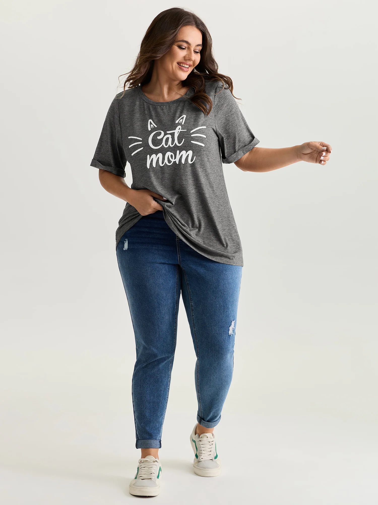 Supersoft Cute Cat Mom Round Neck T-Shirt - Image 3