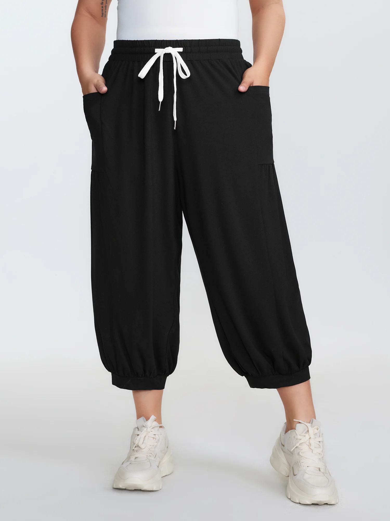 Supersoft Drawstring Cropped Jogger Pants