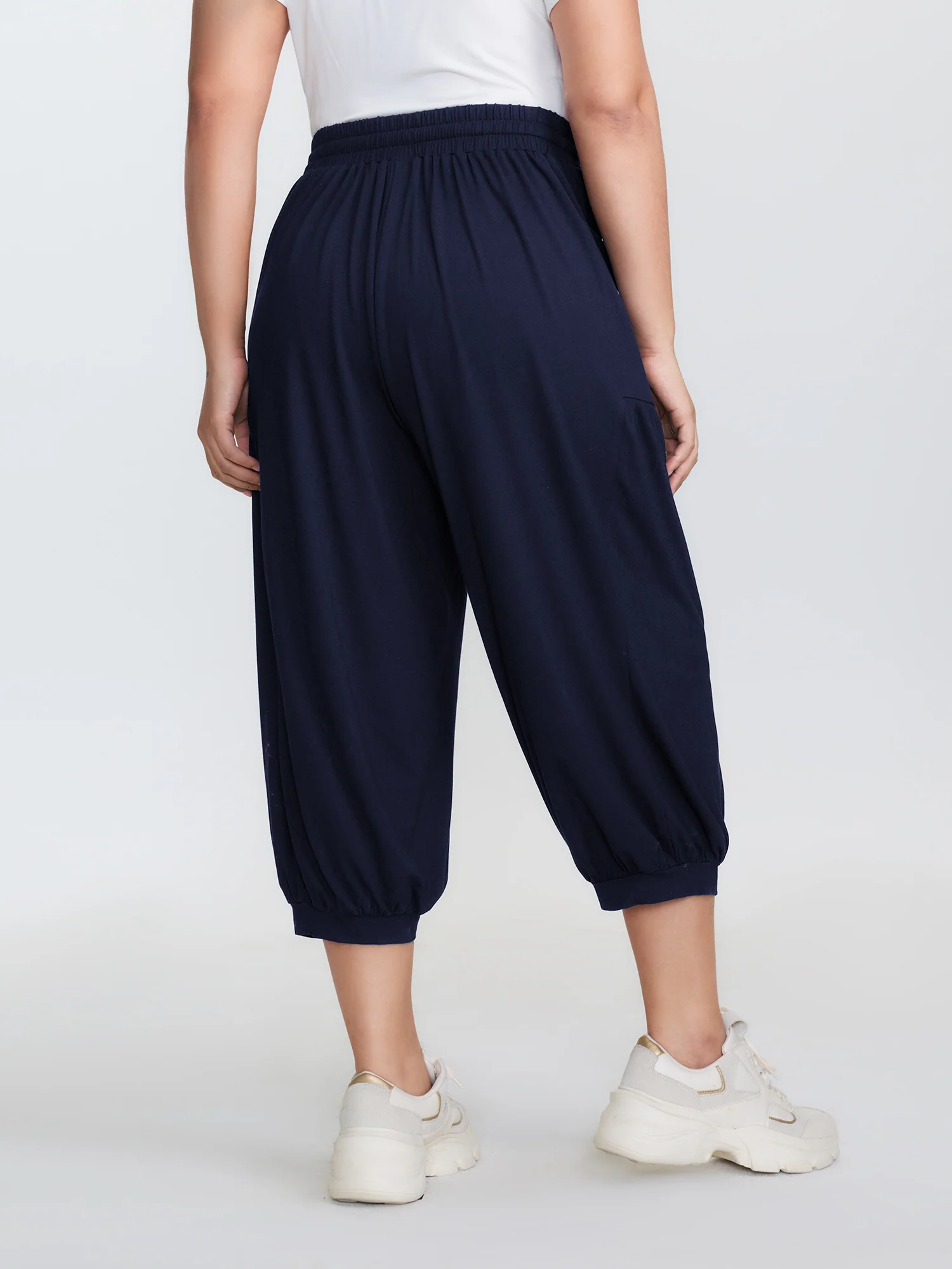 Supersoft Drawstring Cropped Jogger Pants - Image 13