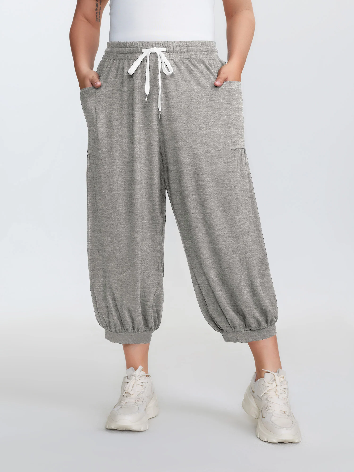 Supersoft Drawstring Cropped Jogger Pants - Image 15