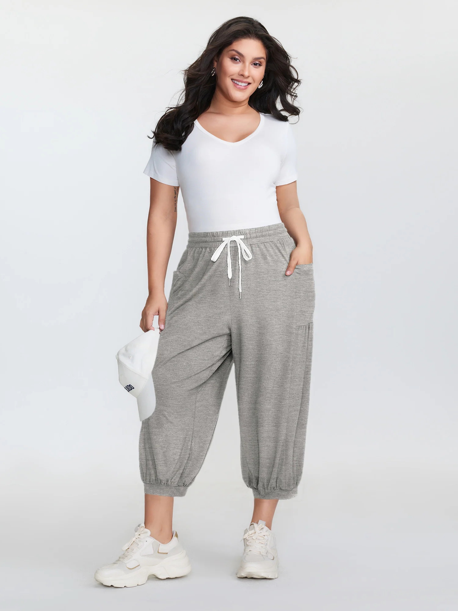 Supersoft Drawstring Cropped Jogger Pants - Image 16