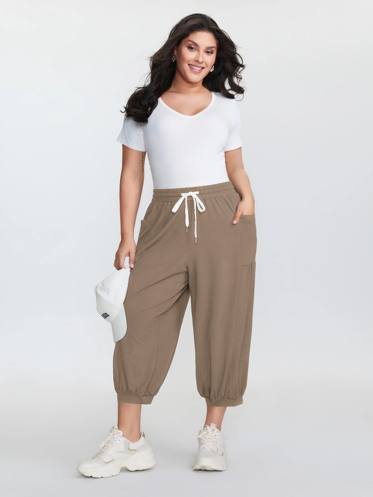 Supersoft Drawstring Cropped Jogger Pants - Image 26