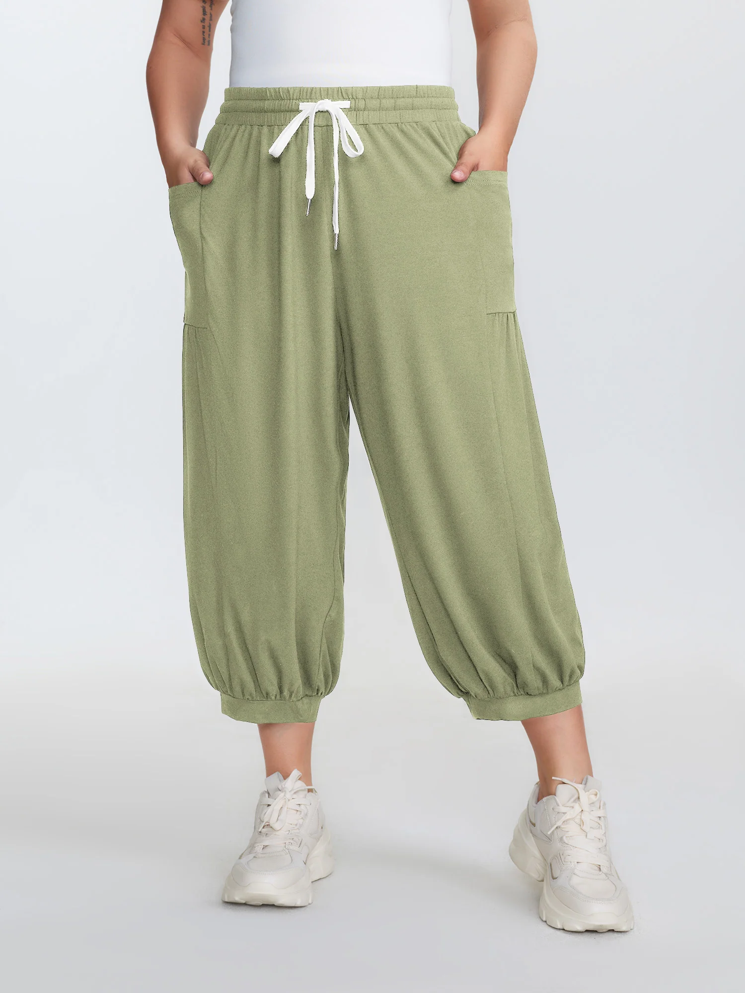 Supersoft Drawstring Cropped Jogger Pants - Image 35
