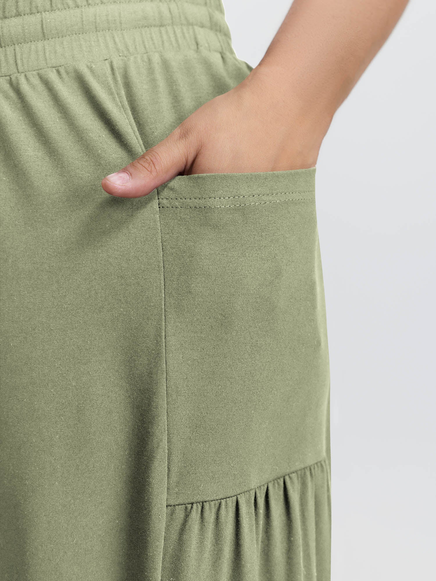 Supersoft Drawstring Cropped Jogger Pants - Image 37