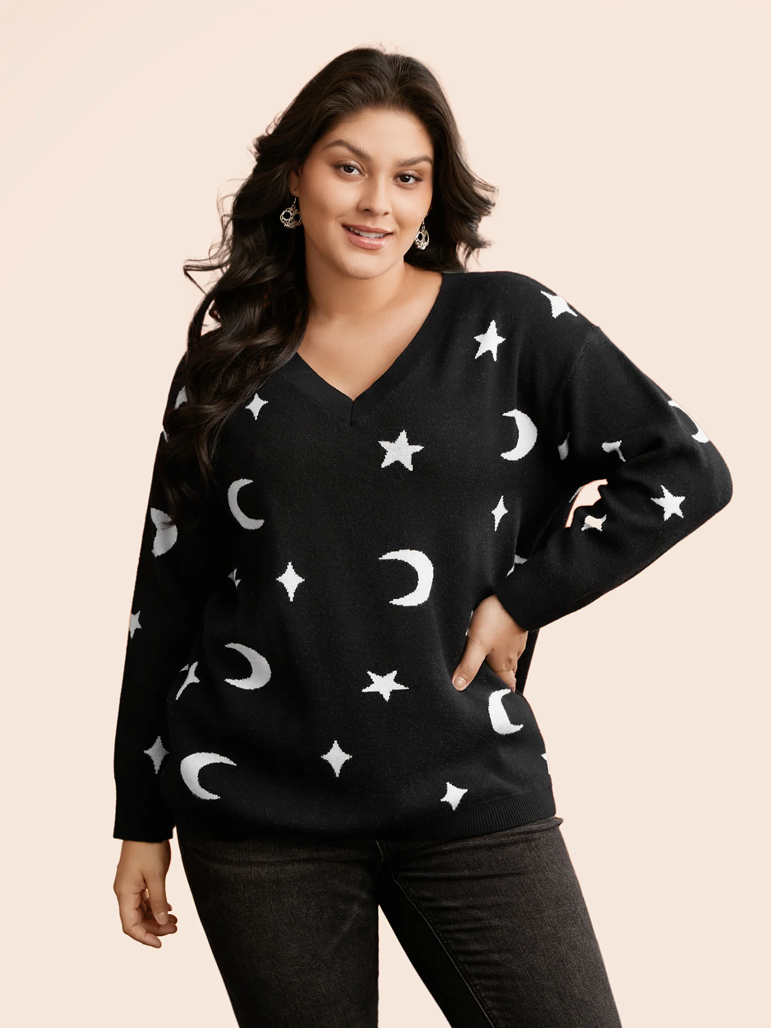 Supersoft Essentials Celestial Jacquard V-Neck Pullover - Image 4