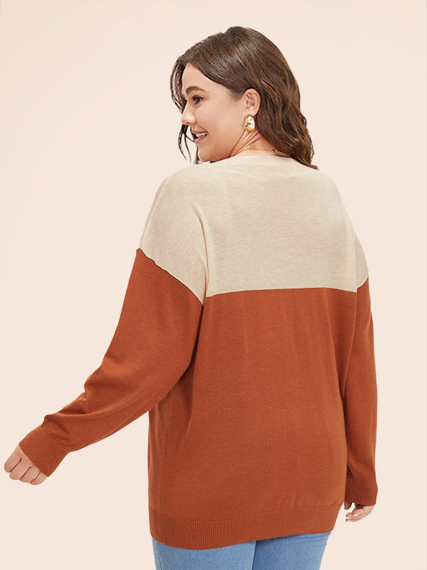 Supersoft Essentials Colorblock Two Tone Patchwork V Neck Pullover - Image 7