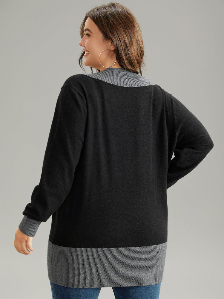 Supersoft Essentials Contrast Deep V Neck Button Detail Pullover - Image 2
