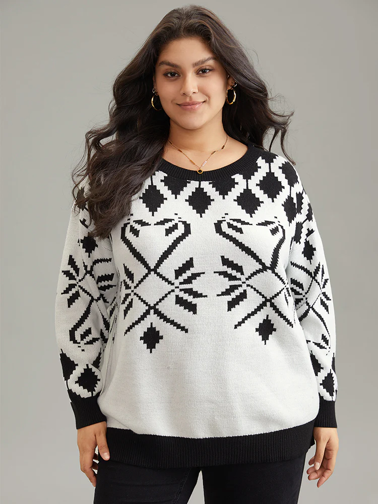 Supersoft Essentials Geometric Jacquard Crew Neck Pullover - Image 3