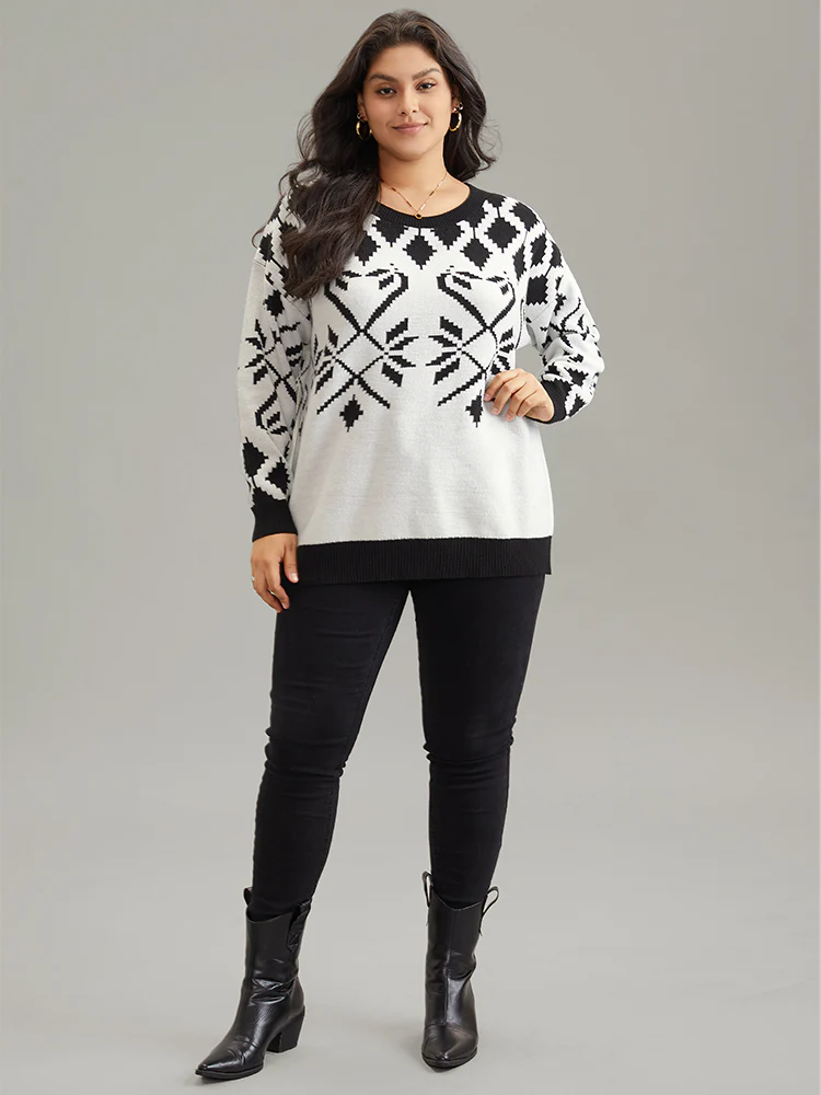 Supersoft Essentials Geometric Jacquard Crew Neck Pullover - Image 4