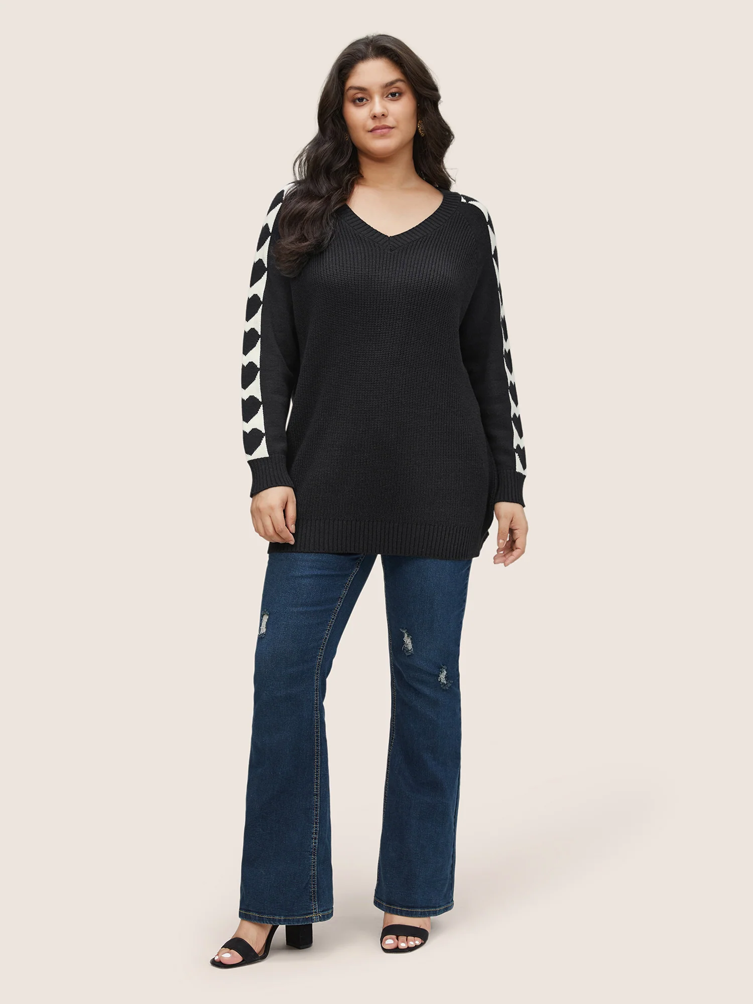 Supersoft Essentials Heart Patchwork V Neck Raglan Sleeve Pullover - Image 4