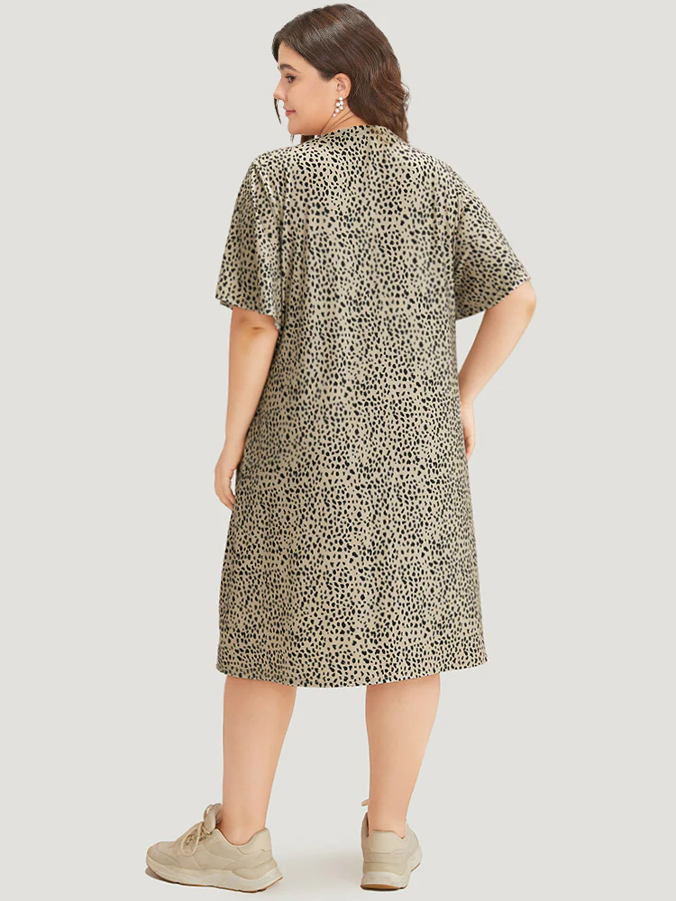 Supersoft Essentials Leopard Print Pocket Crew Neck Flutter Sleeve Dress - Image 3