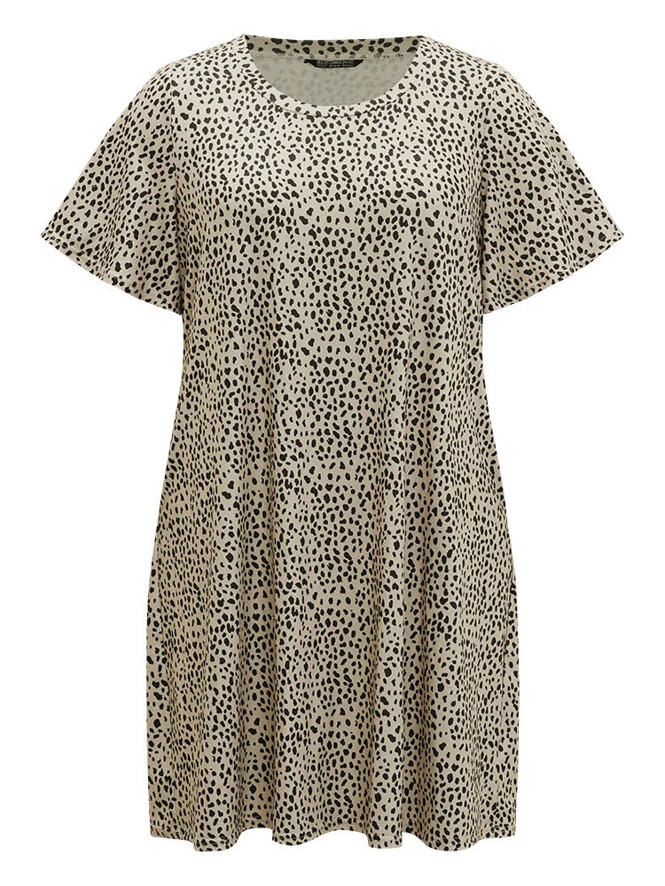 Supersoft Essentials Leopard Print Pocket Crew Neck Flutter Sleeve Dress - Image 9