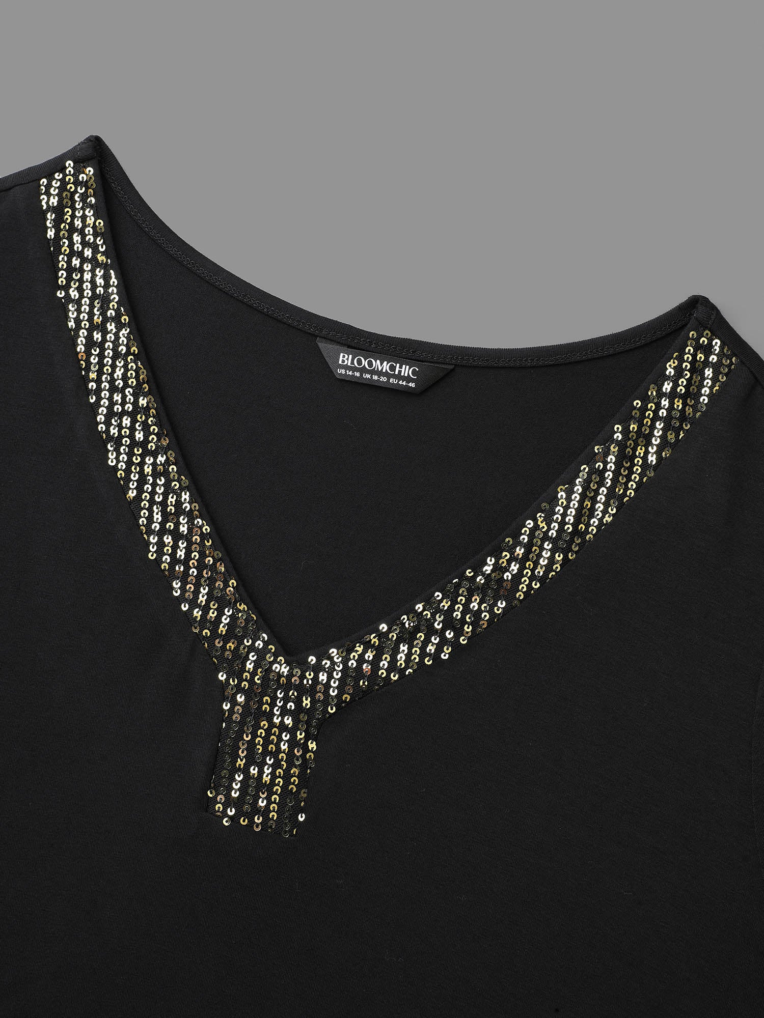 Supersoft Essentials Sequin V-Neck T-shirt - Image 5