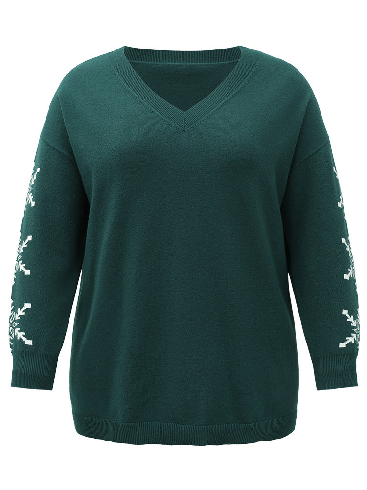 Supersoft Essentials Snowflake Print V Neck Pullover - Image 8