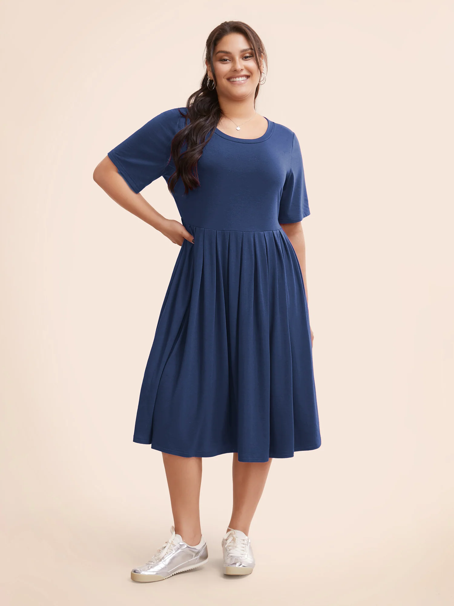 Supersoft Essentials Solid Pleated Round Neck Midi Dress - Image 7