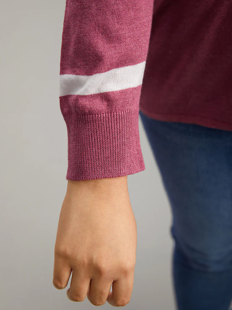 Supersoft Essentials Star V Neck Pullover - Image 7