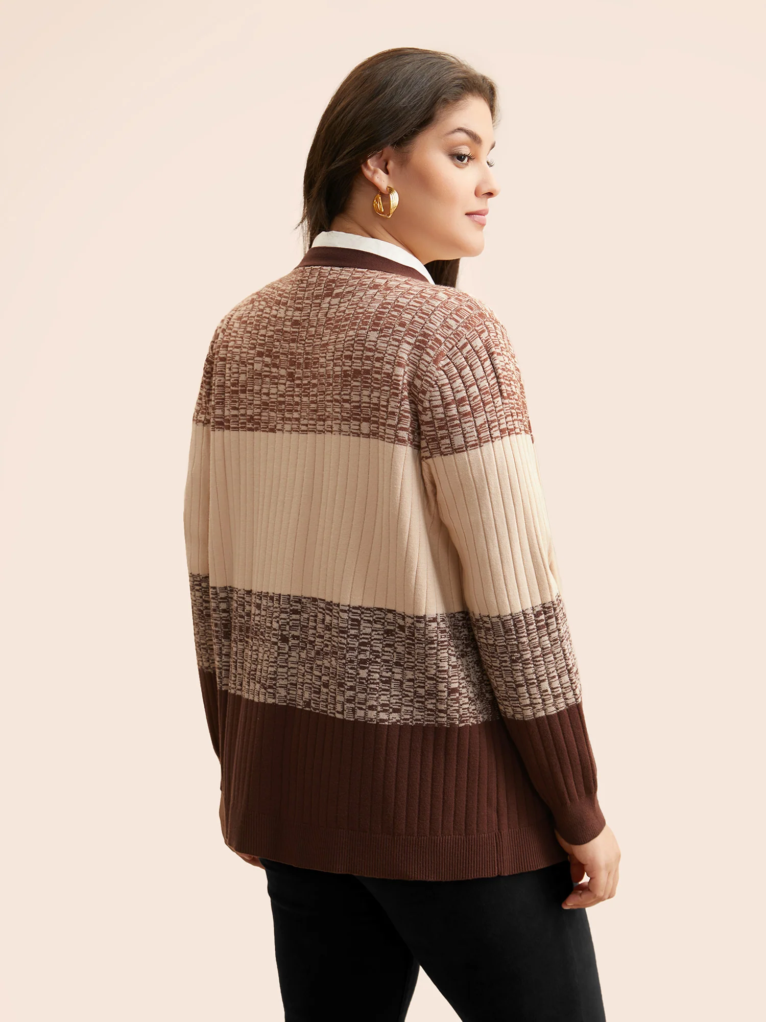 Supersoft Essentials Textured Colorblock Contrast Cardigan - Image 2