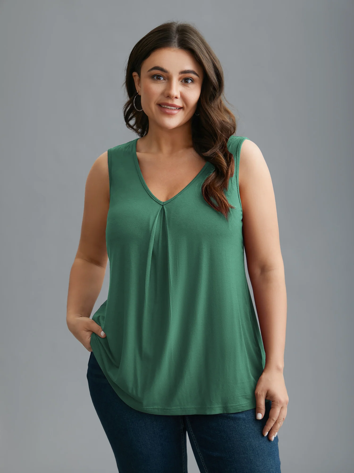 Supersoft Essentials V-Neck Tank Top - Image 11