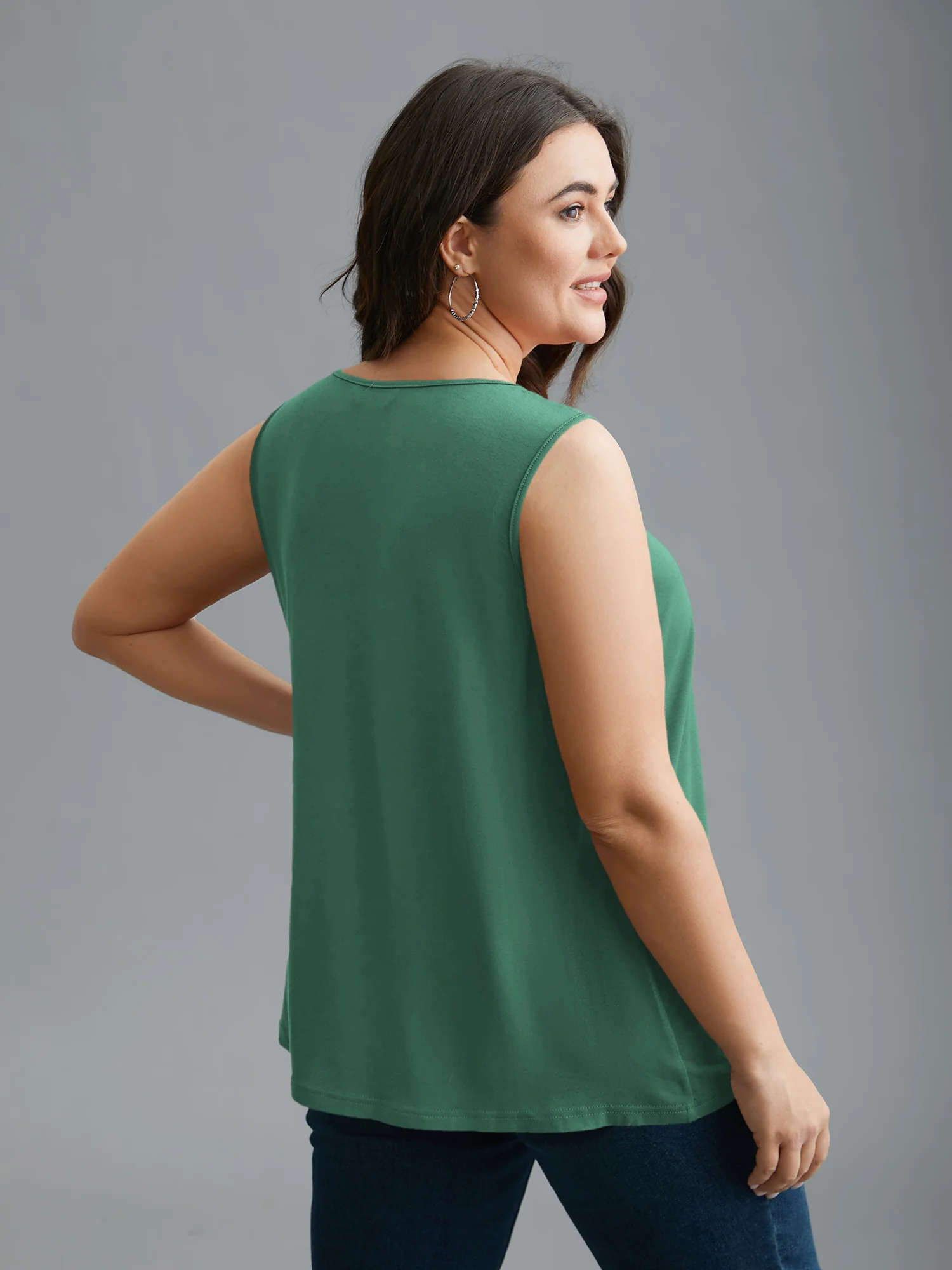 Supersoft Essentials V-Neck Tank Top - Image 14