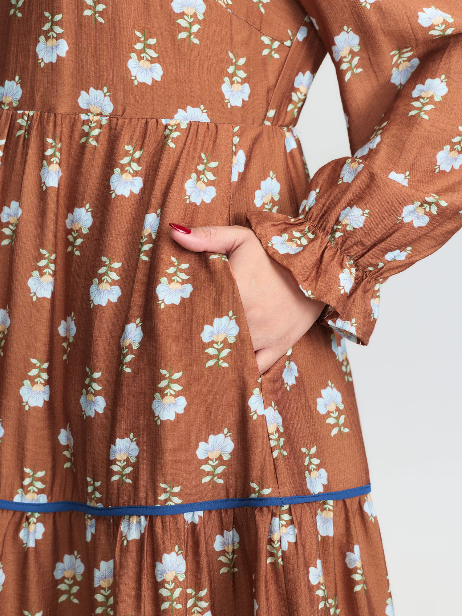 Supersoft Floral Print Drawstring Neckline Midi Dress - Image 4