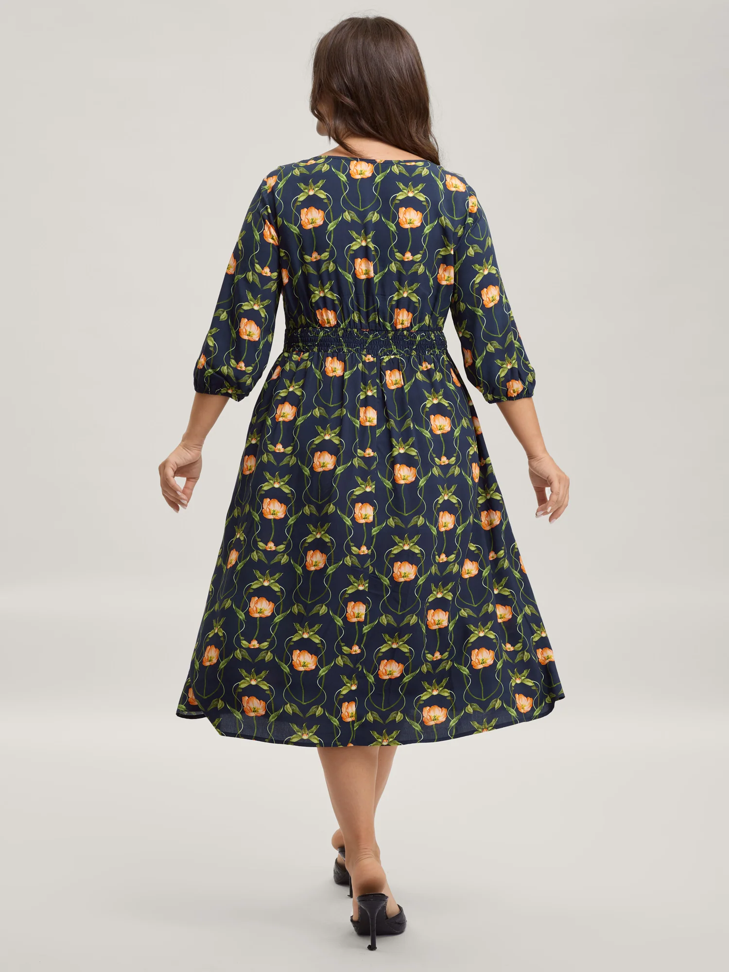 Supersoft Floral Print Shirred Midi Dress - Image 4