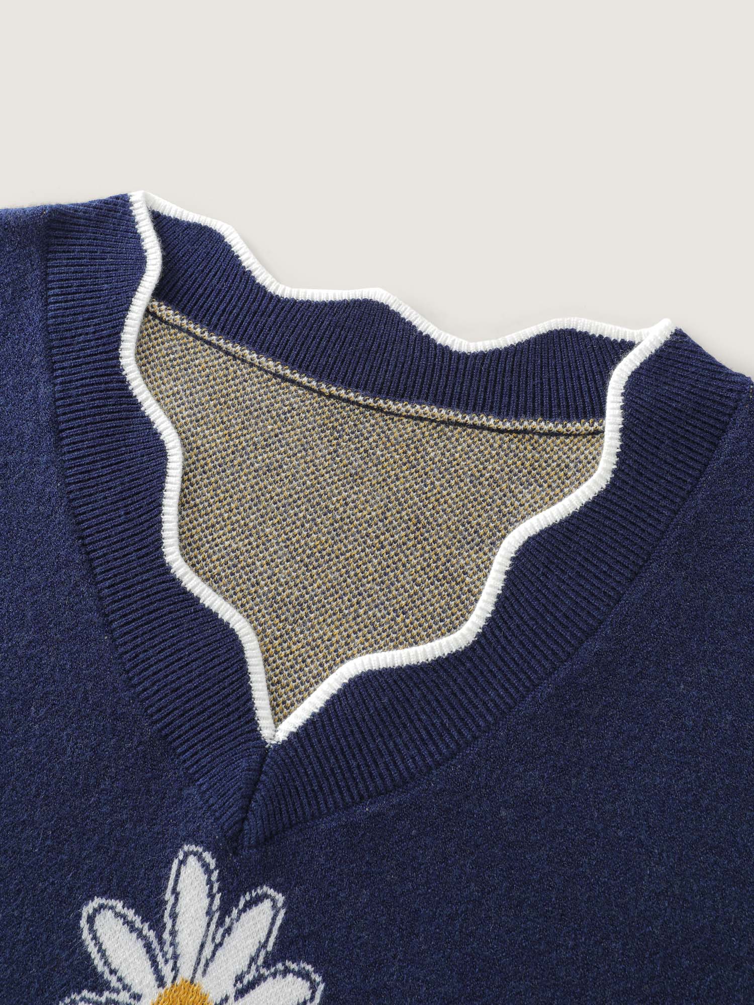 Supersoft Floral Print Stretchy Pullover - Image 5