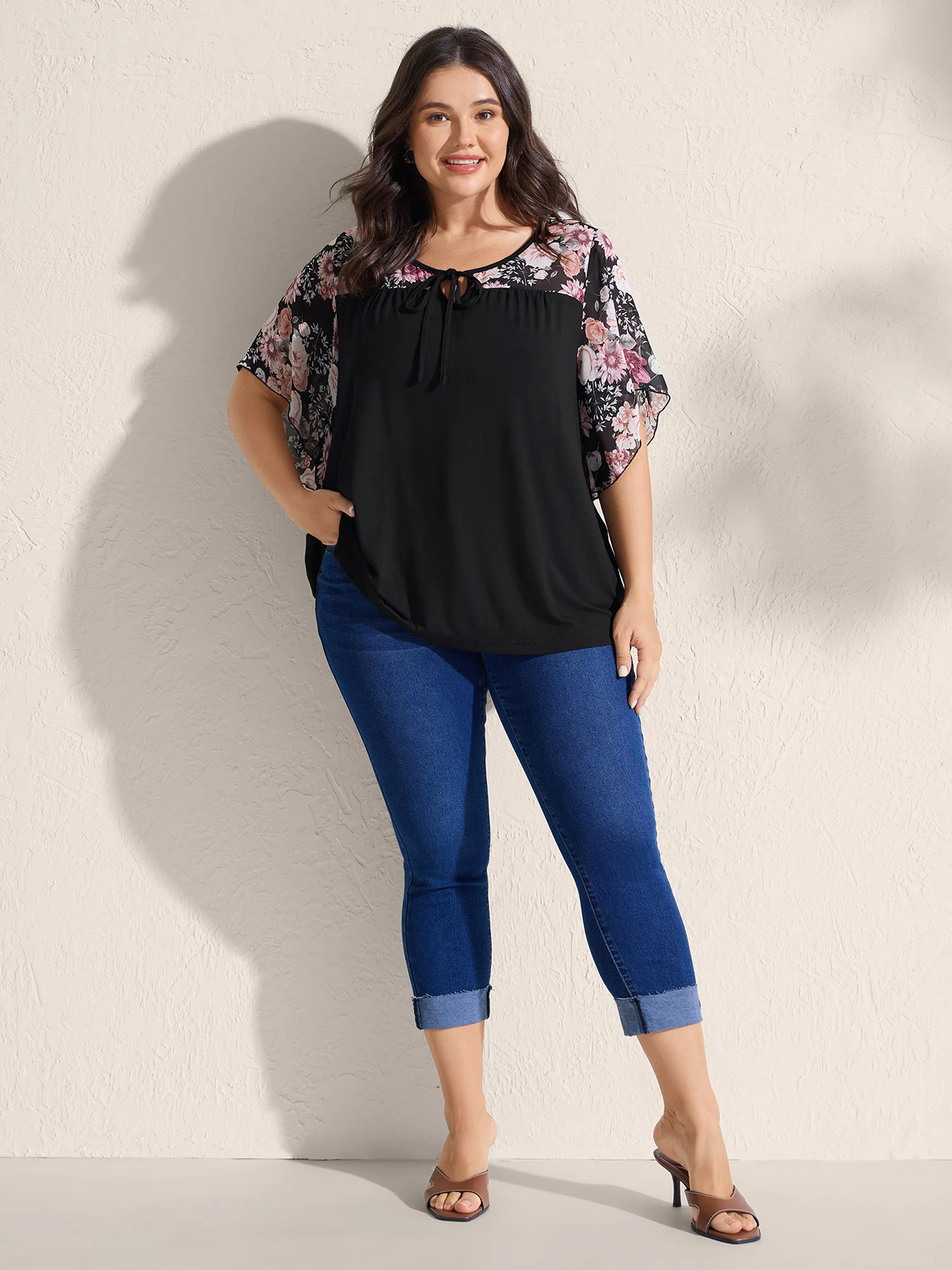 Supersoft Floral Ruffled Sleeve Neck Tie Knit Top - Image 3