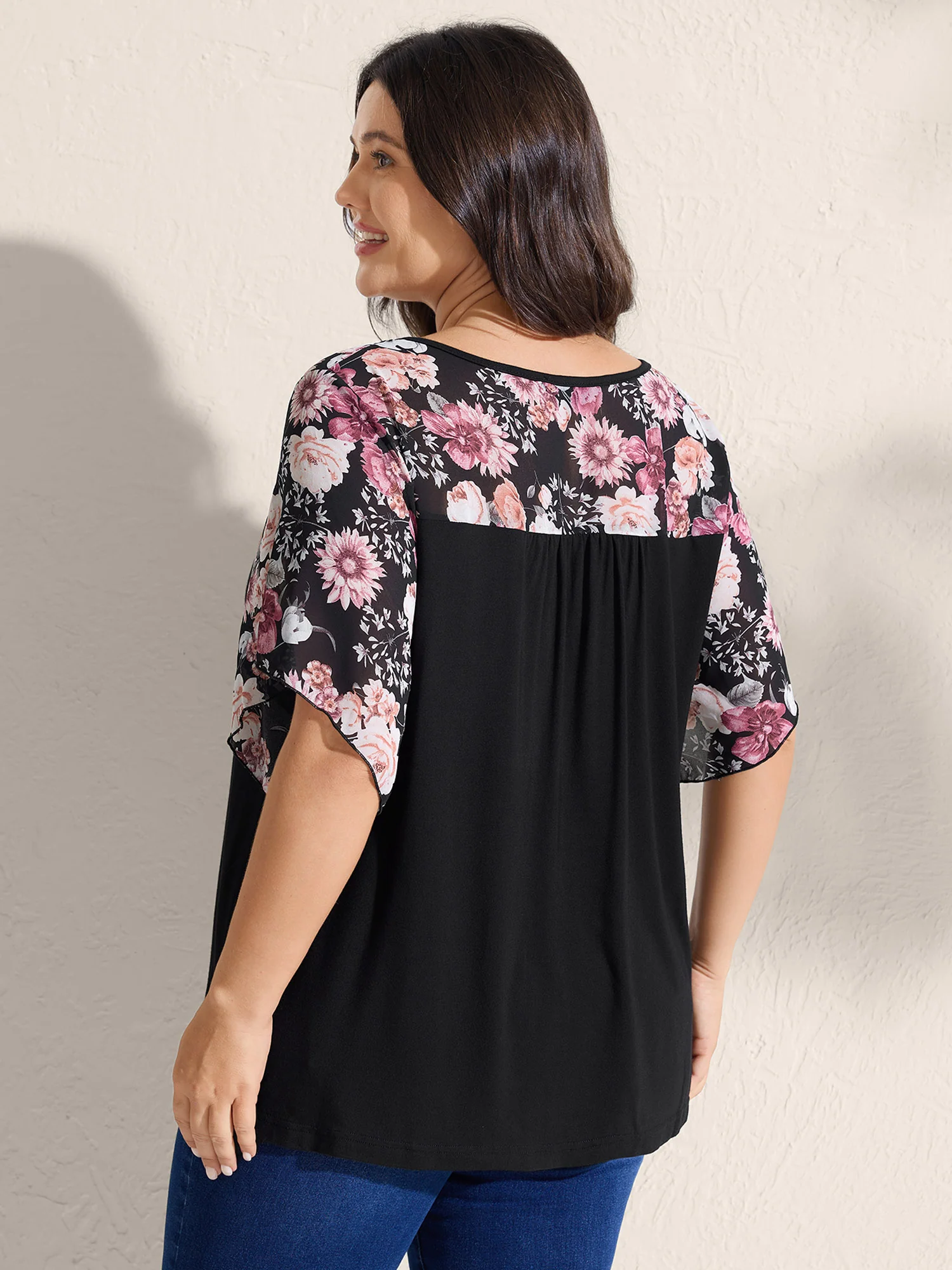 Supersoft Floral Ruffled Sleeve Neck Tie Knit Top - Image 5