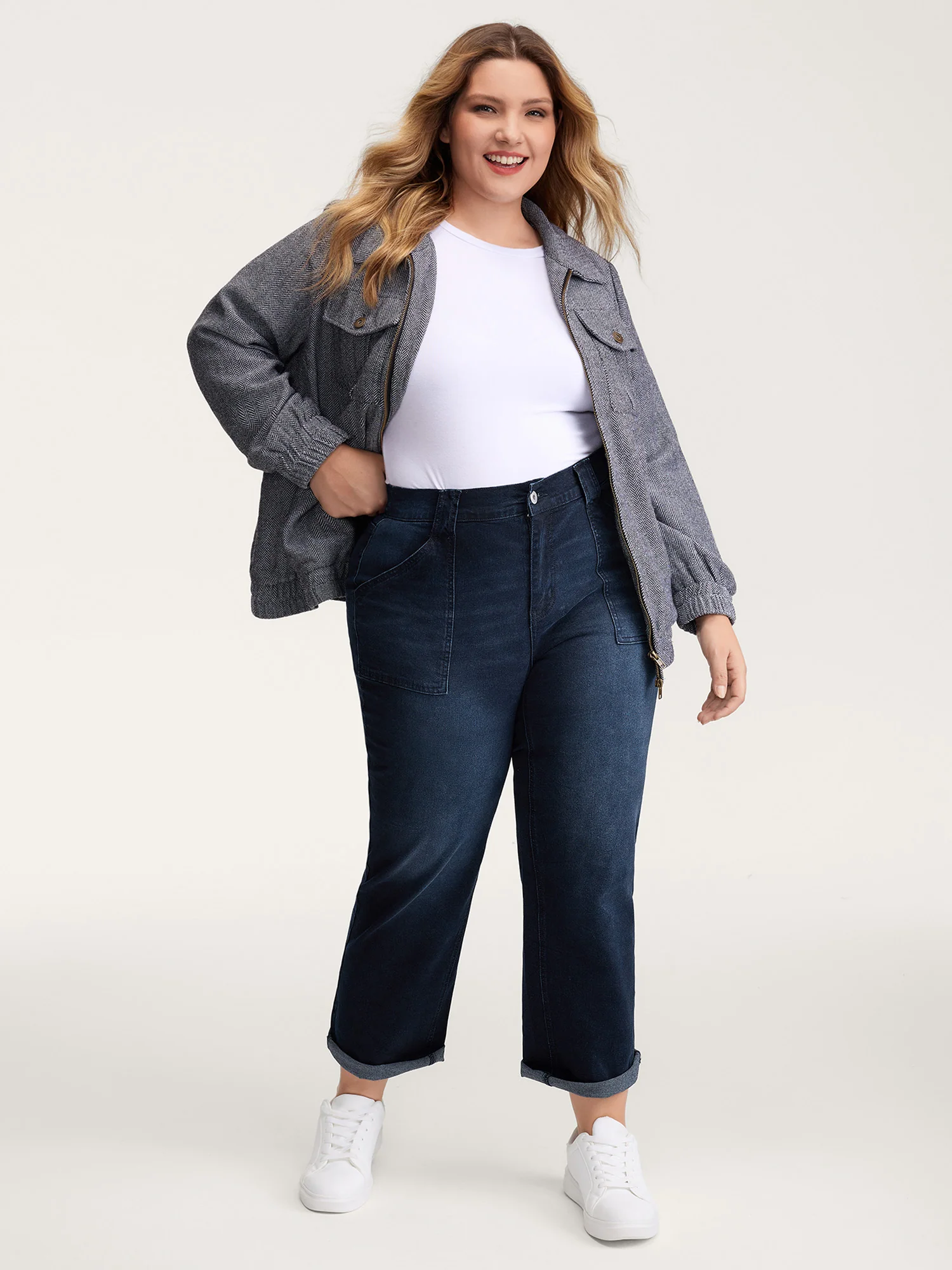 Supersoft Front Pockets Straight-Leg Mid-Rise Jeans - Image 2