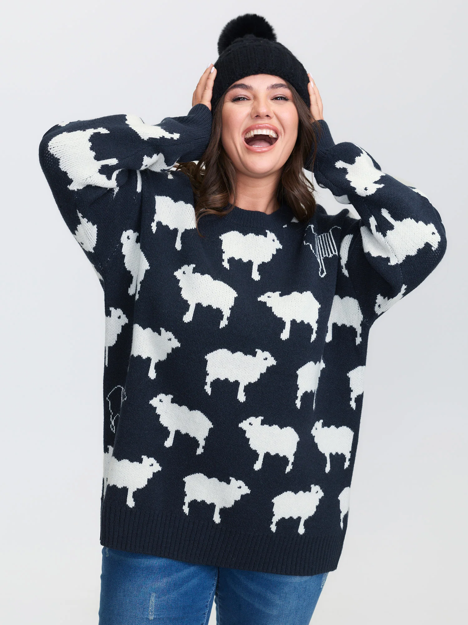 Supersoft Lamb Everywhere Pattern Jacquard Pullover - Image 2