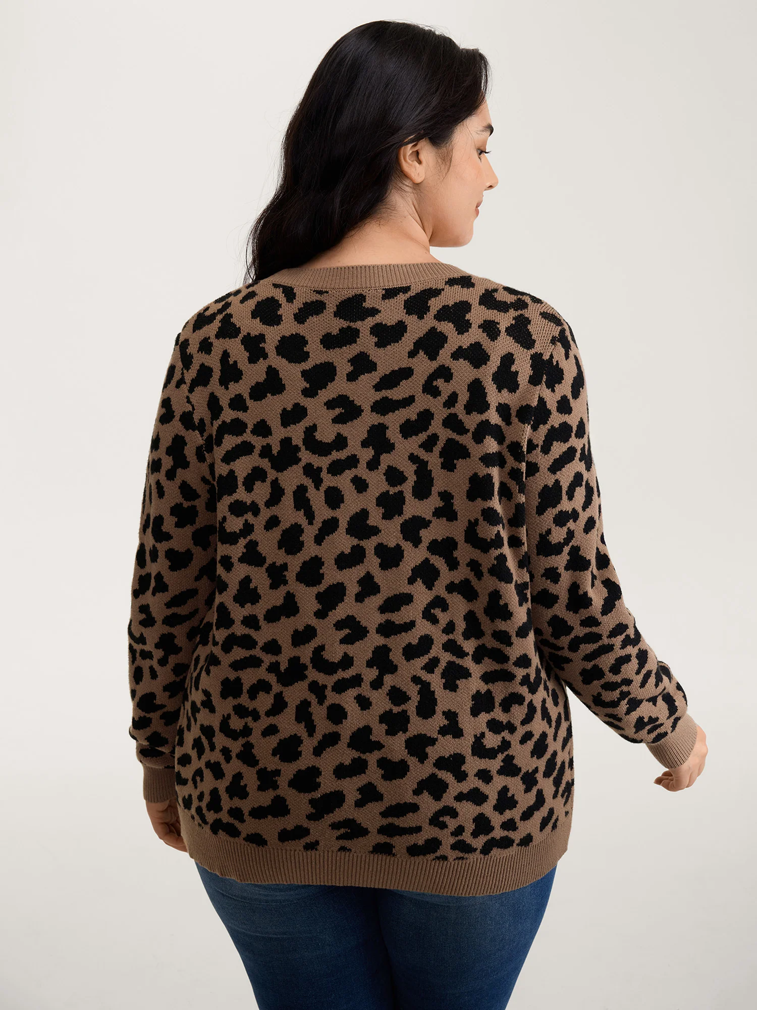 Supersoft Leopard Print Pockets Contrast Knit Cardigan - Image 4