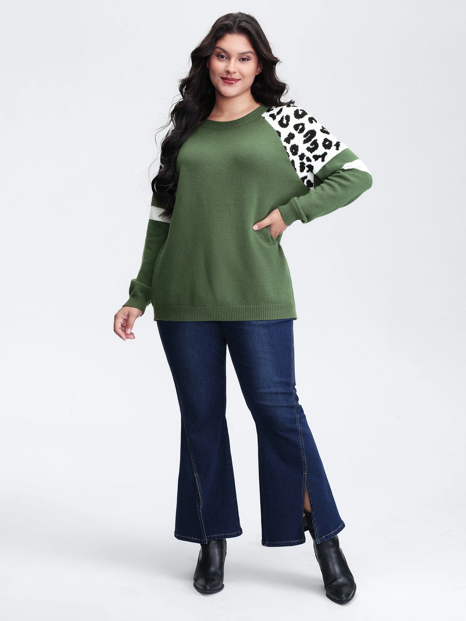 Supersoft Leopard Print Raglan Sleeve Pullover - Image 3