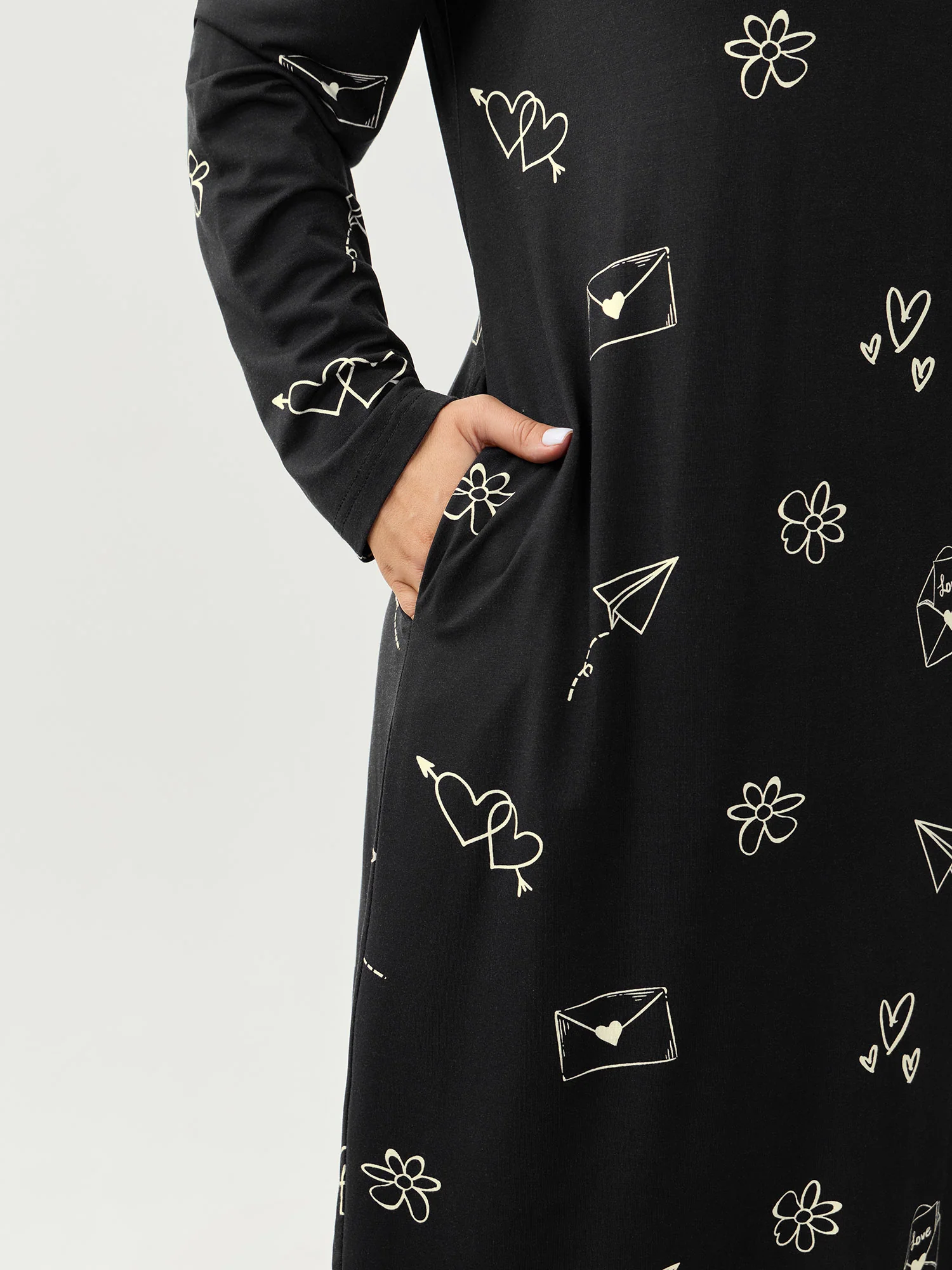 Supersoft Love Letter Print Lounge Dress - Image 4