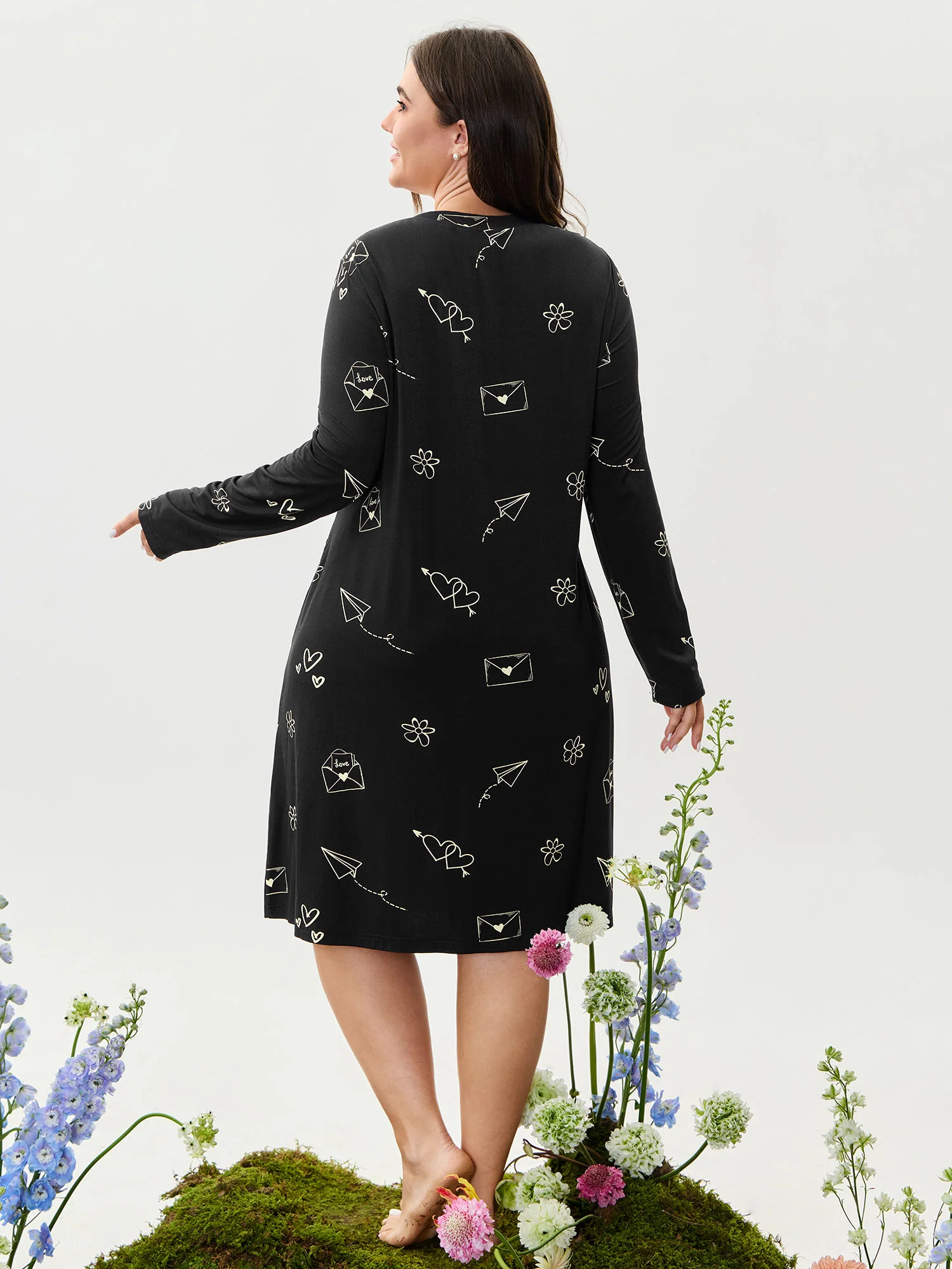 Supersoft Love Letter Print Lounge Dress - Image 5
