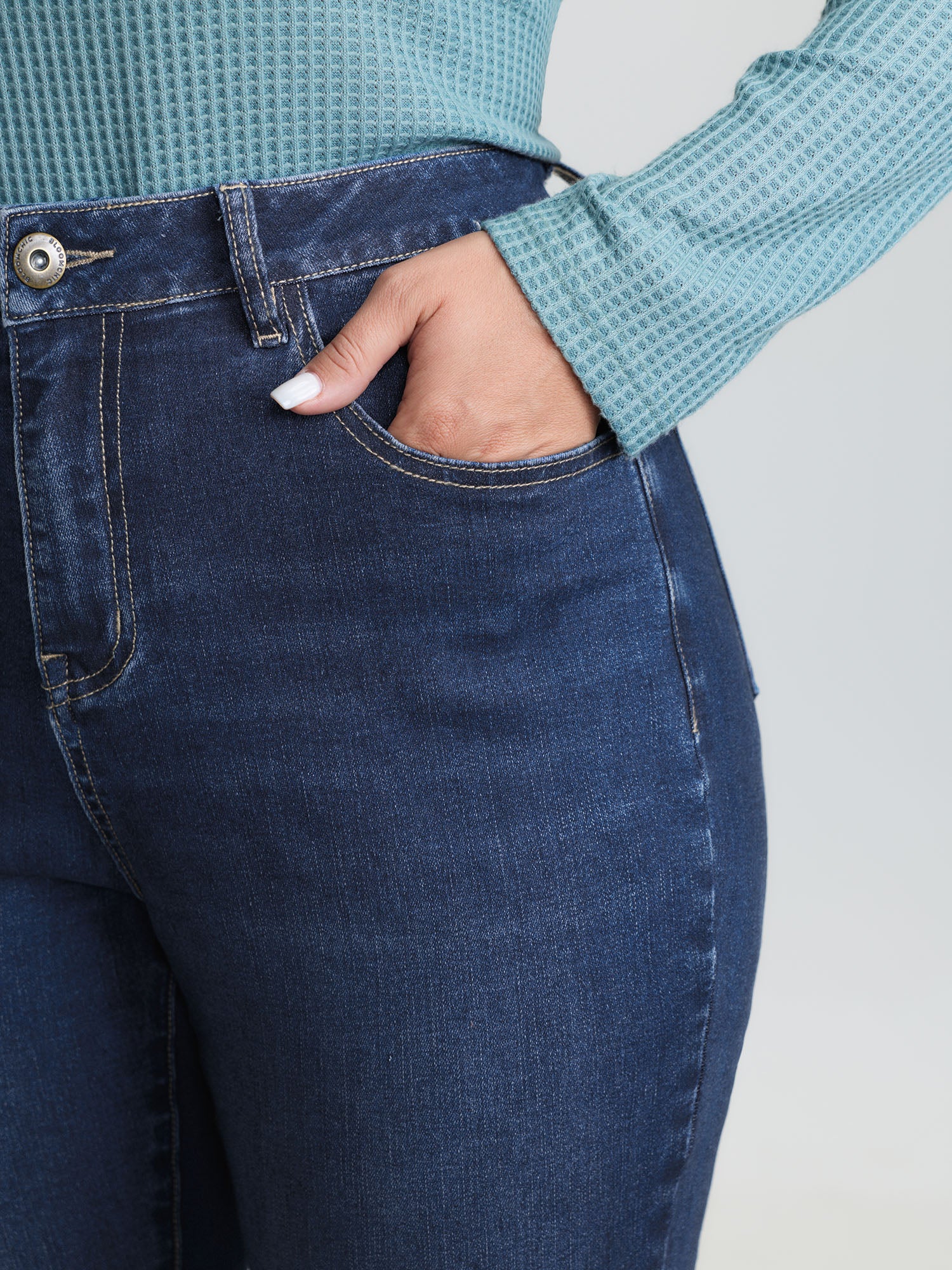 Supersoft High-Rise Flare Jeans - Image 3