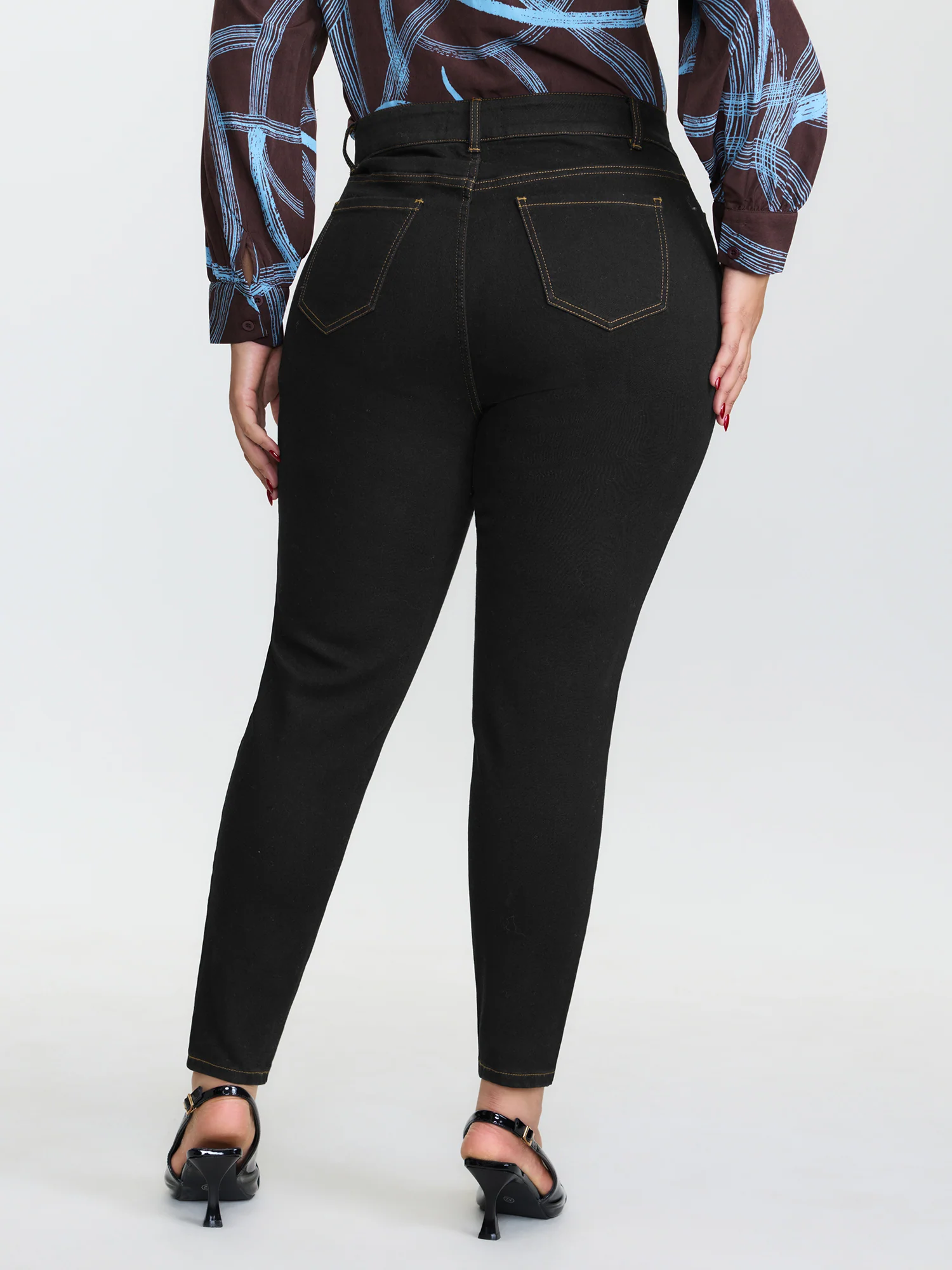 Supersoft Skinny-Fit Cropped Fit Jeans - Image 6