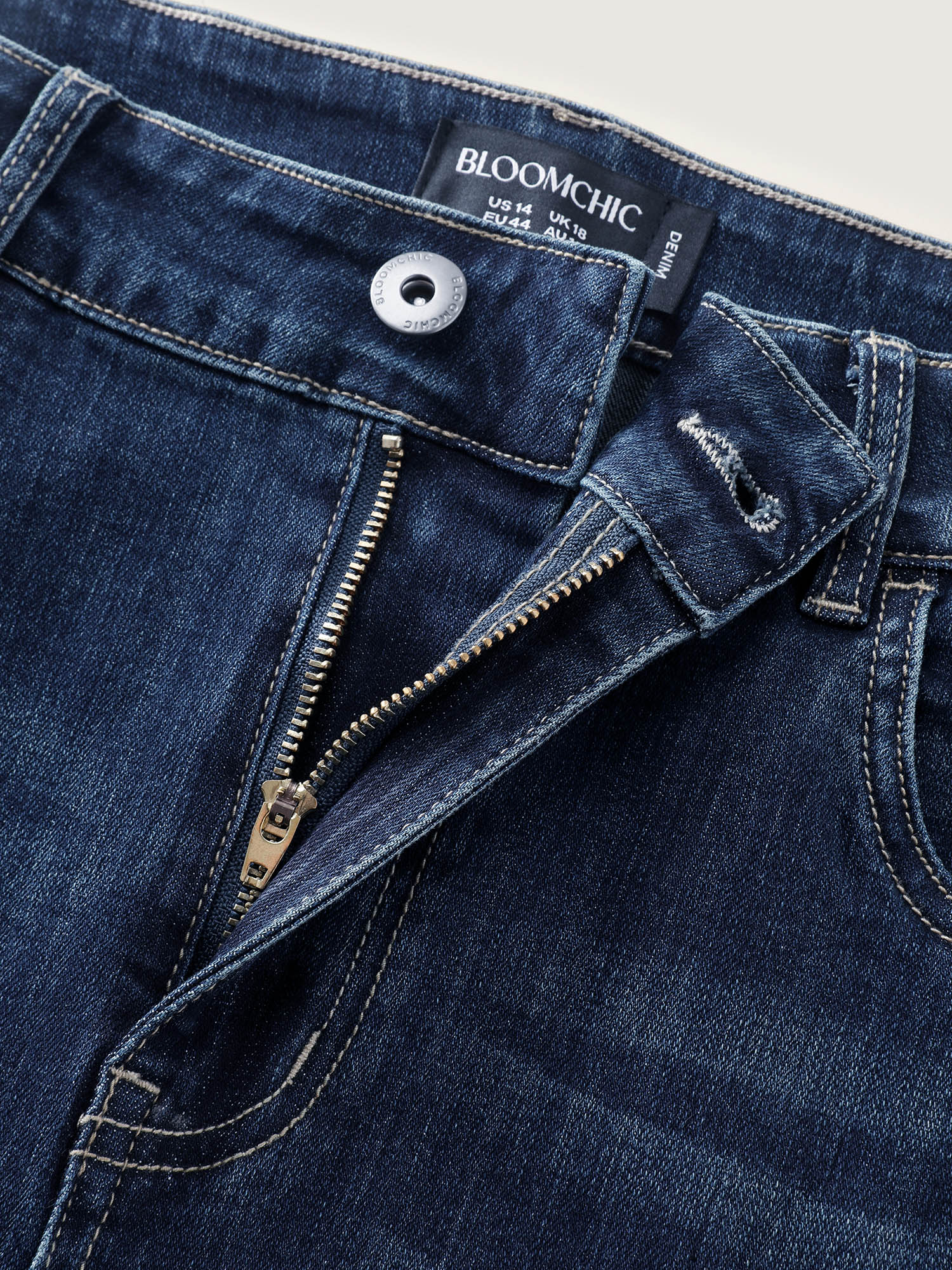 Super Stretchy Skinny-Fit Cropped Jeans - Image 6