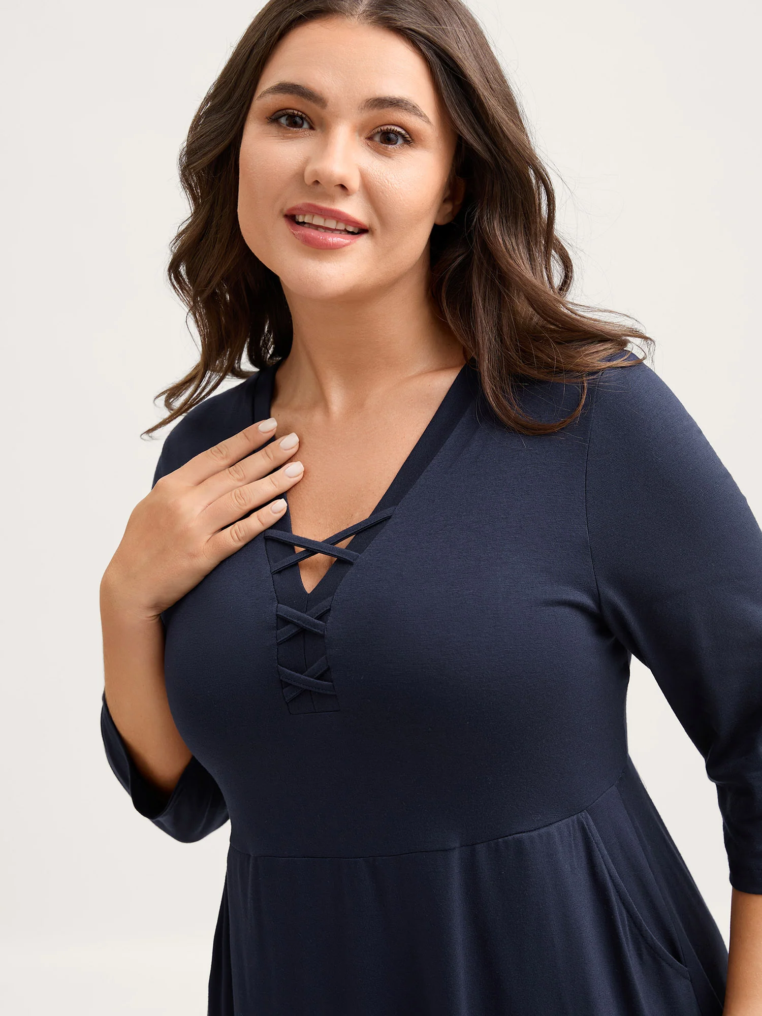 Supersoft Neck Tie-Up Pockets Midi Dress - Image 2