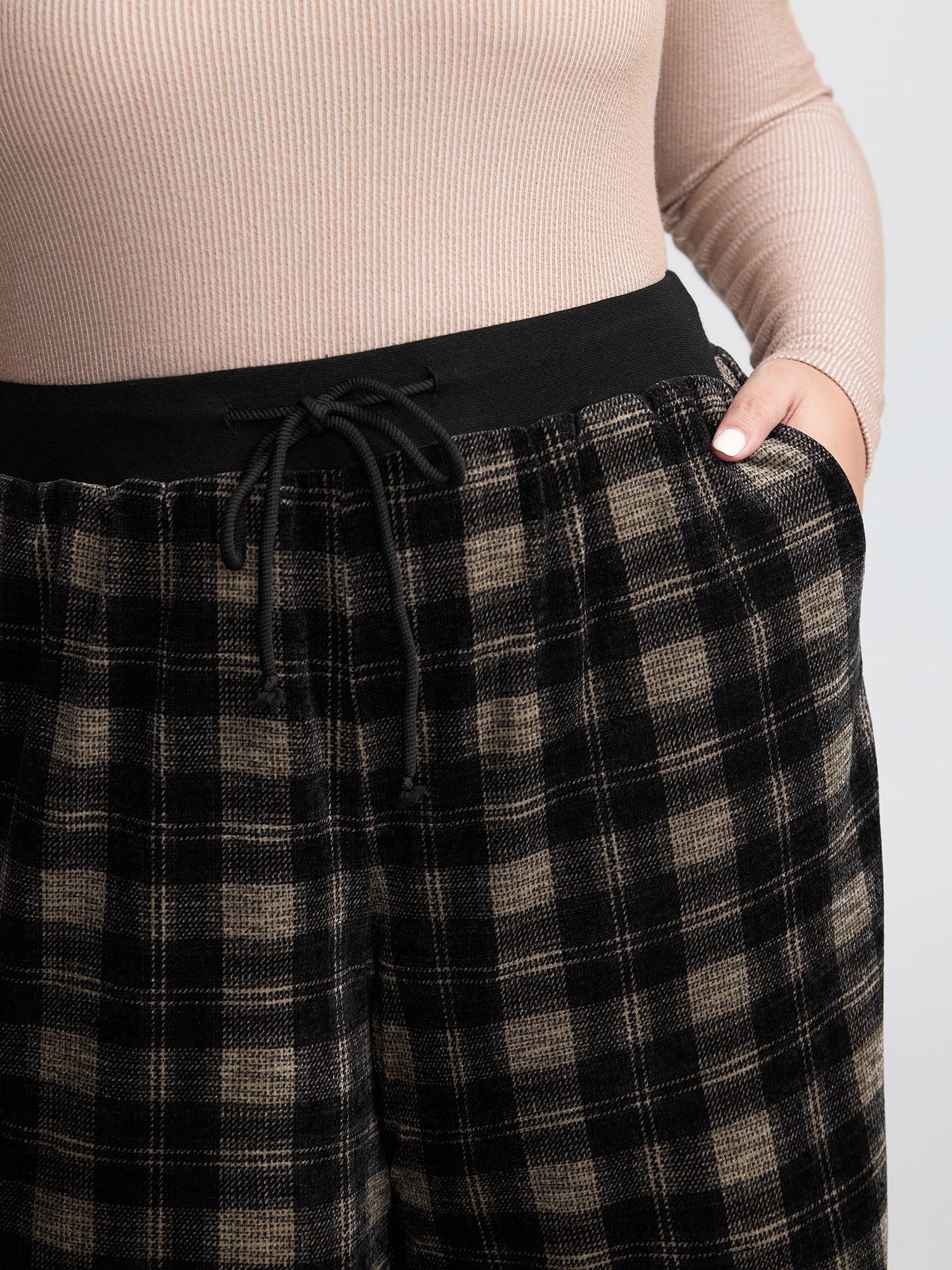 Supersoft Plaid Color Contrast Wide-Leg Pants - Image 3